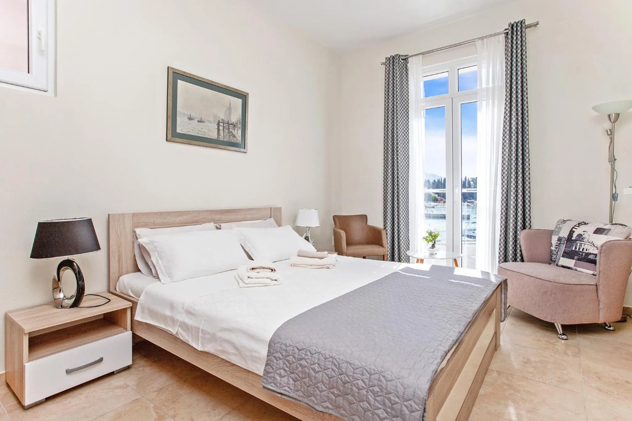 Apartments Isja