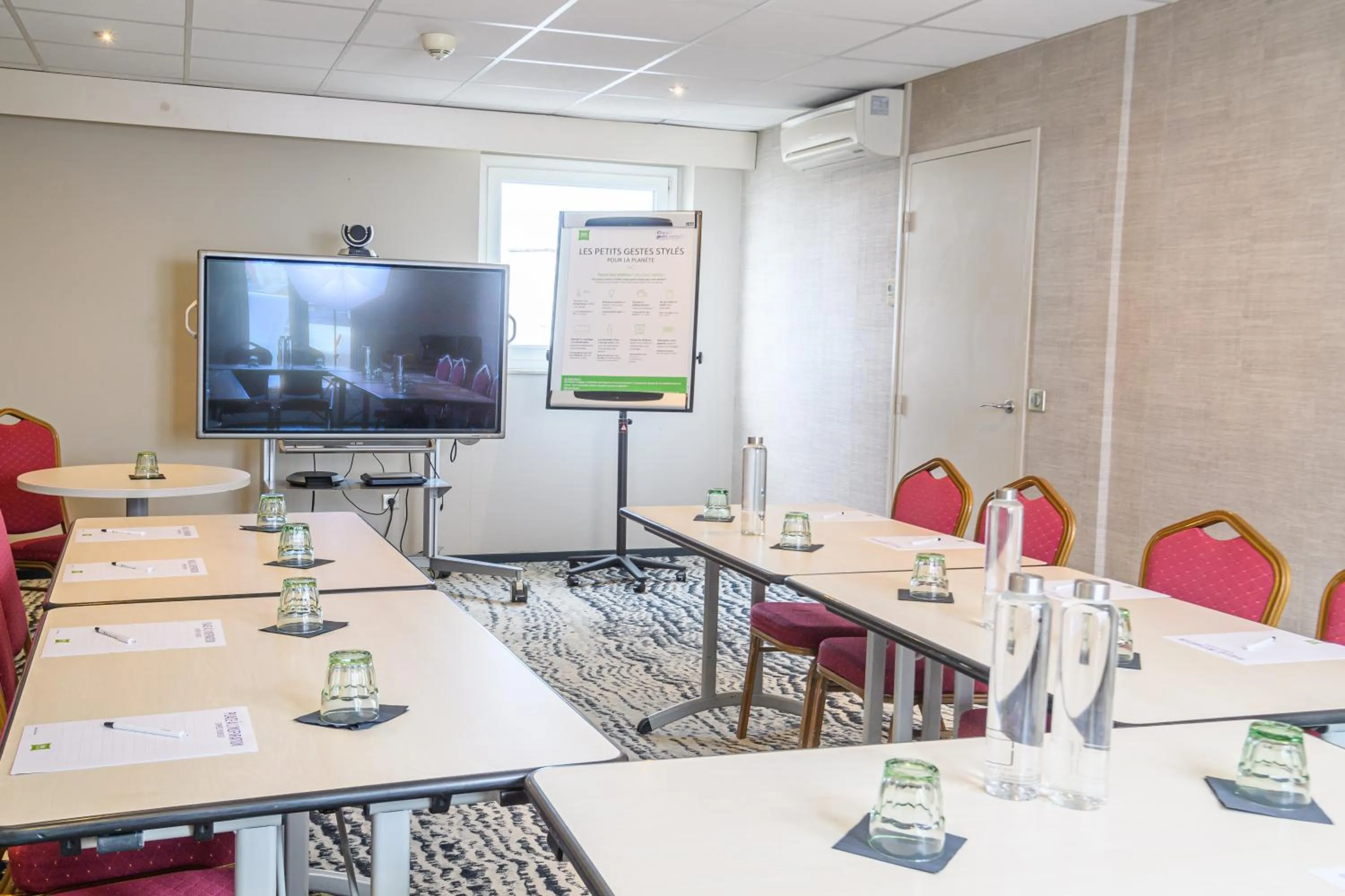 Meeting/conference room in ibis Styles Tours Centre