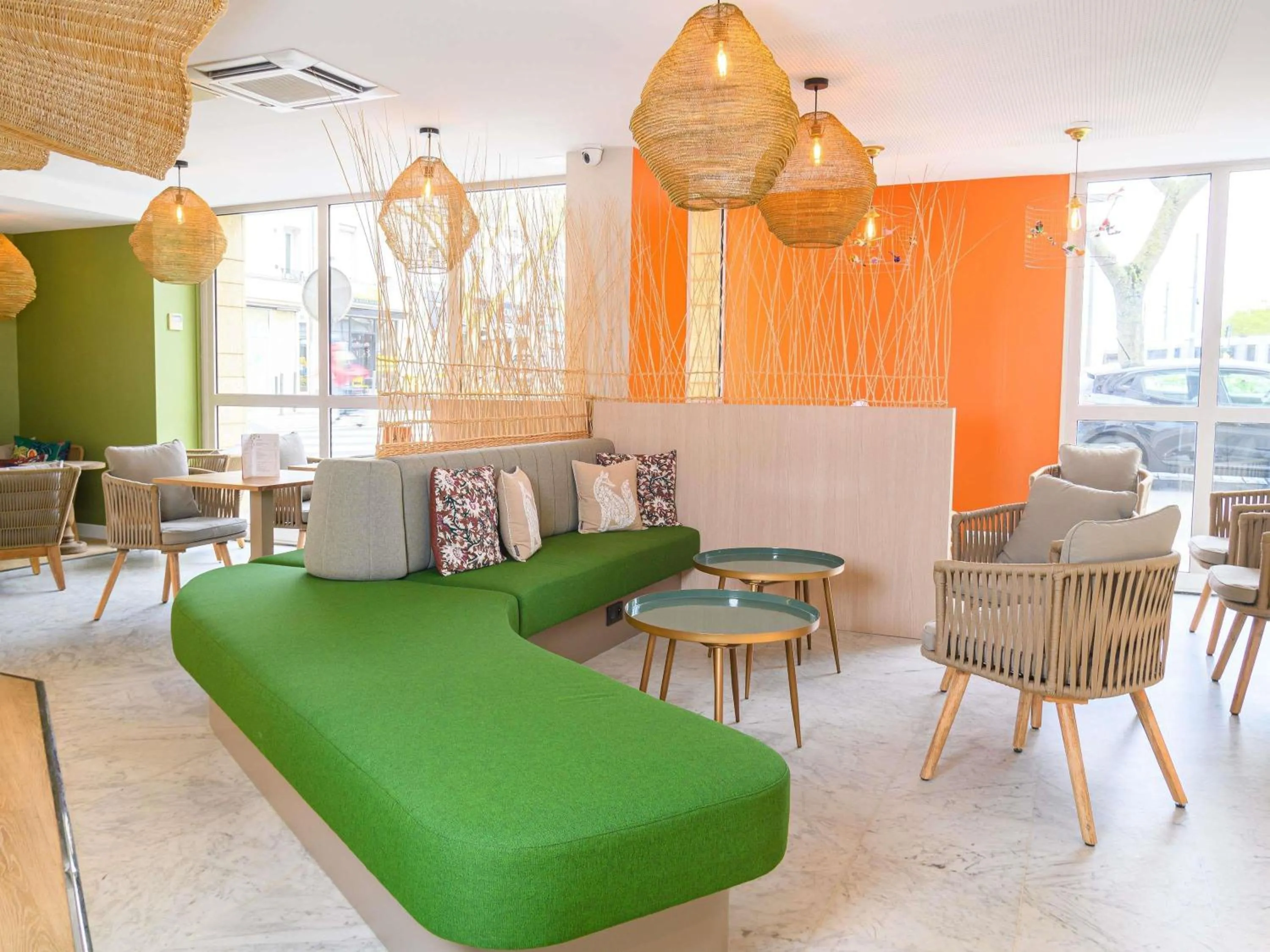 Property building in ibis Styles Tours Centre