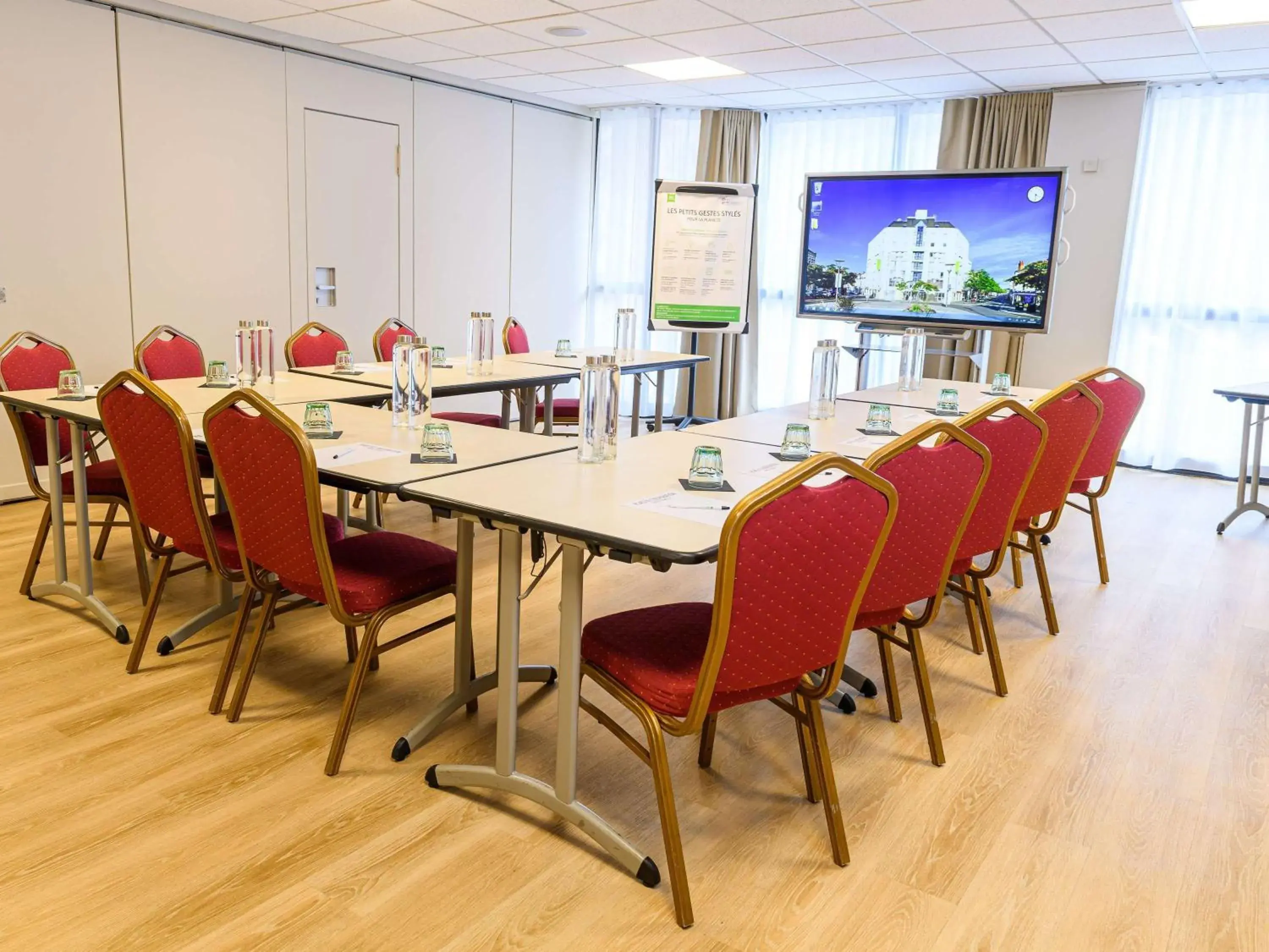 Property building in ibis Styles Tours Centre Property building in ibis Styles Tours Centre