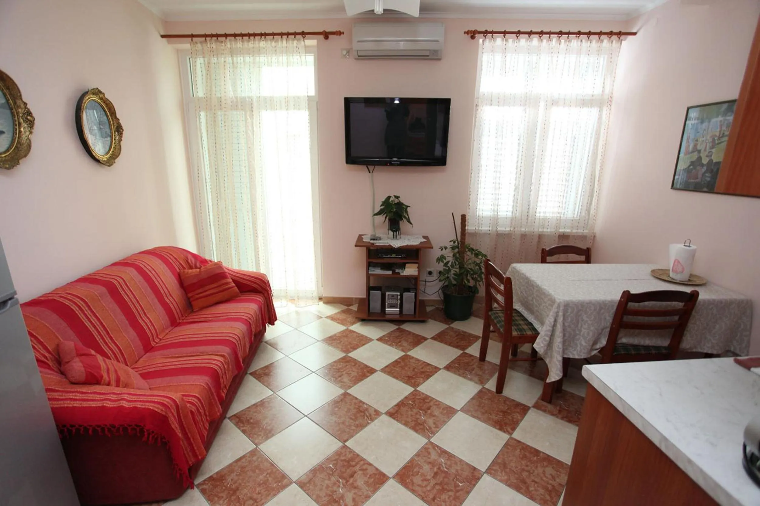 TV and multimedia, Bed in Split Apartments Peric