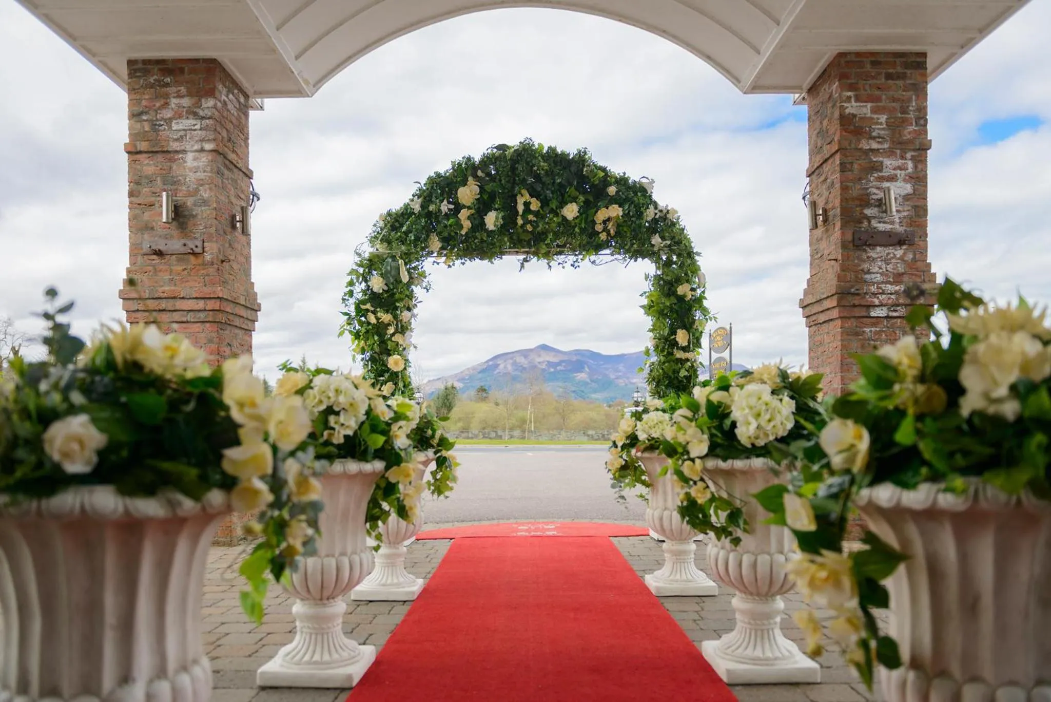 Spring in Killarney Oaks Hotel