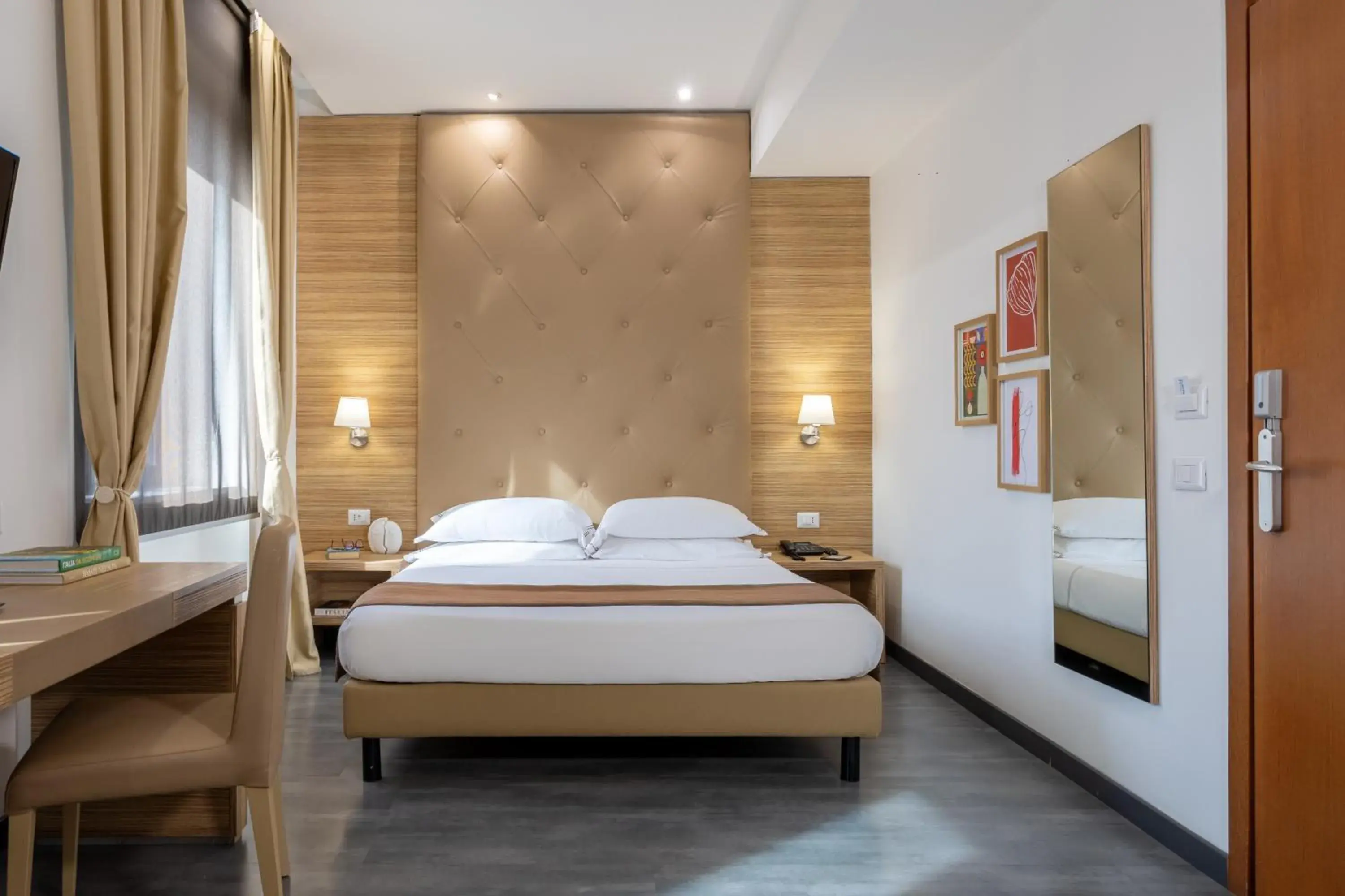 Standard Double Room in Phi Hotel Garden Area Roma Eur Standard Double Room in Phi Hotel Garden Area Roma Eur