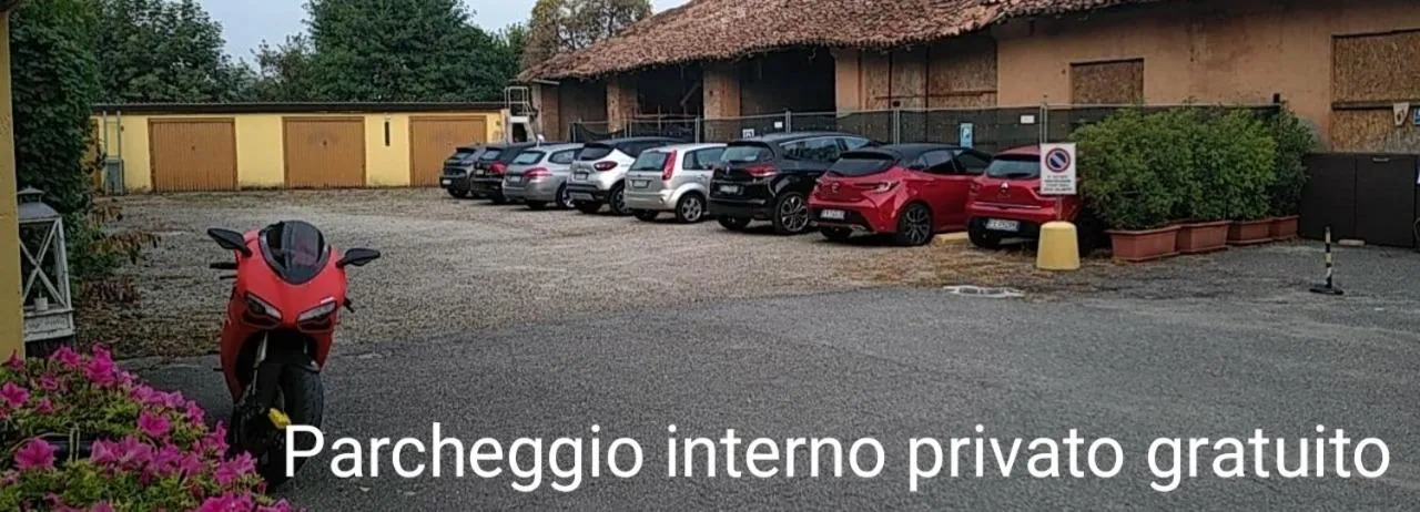 Parking in B&B CountryHouseAnna