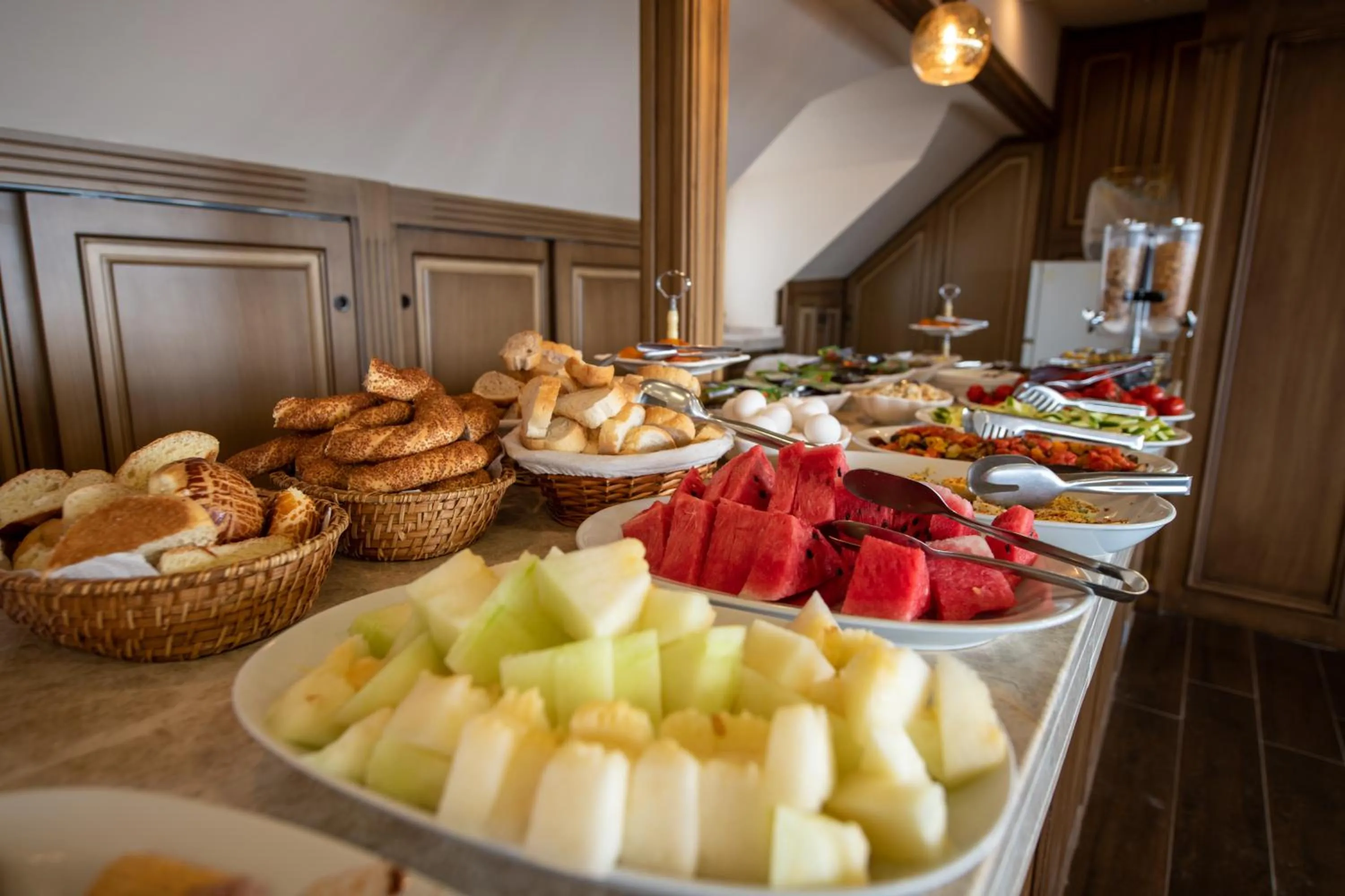 Food and drinks in Kaftan Hotel