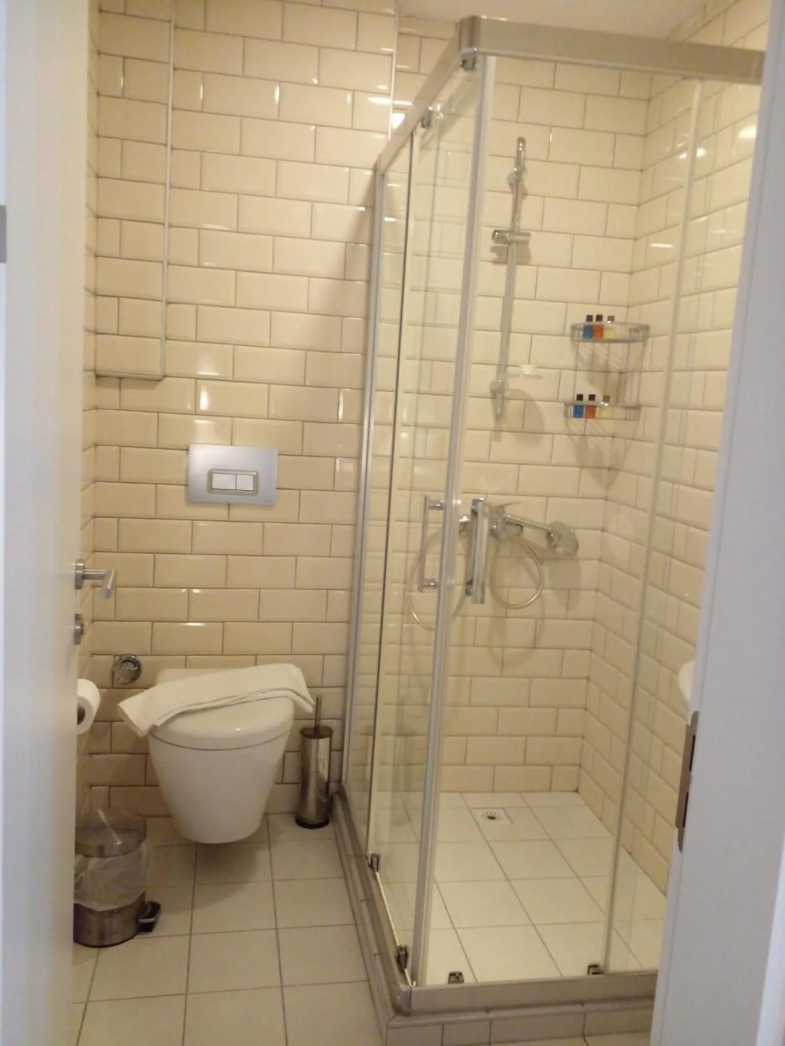 Shower in Kaftan Hotel