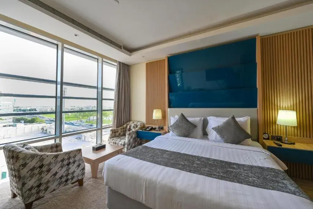 Superior King Room in Al Mansour Suites Hotel Superior King Room in Al Mansour Suites Hotel