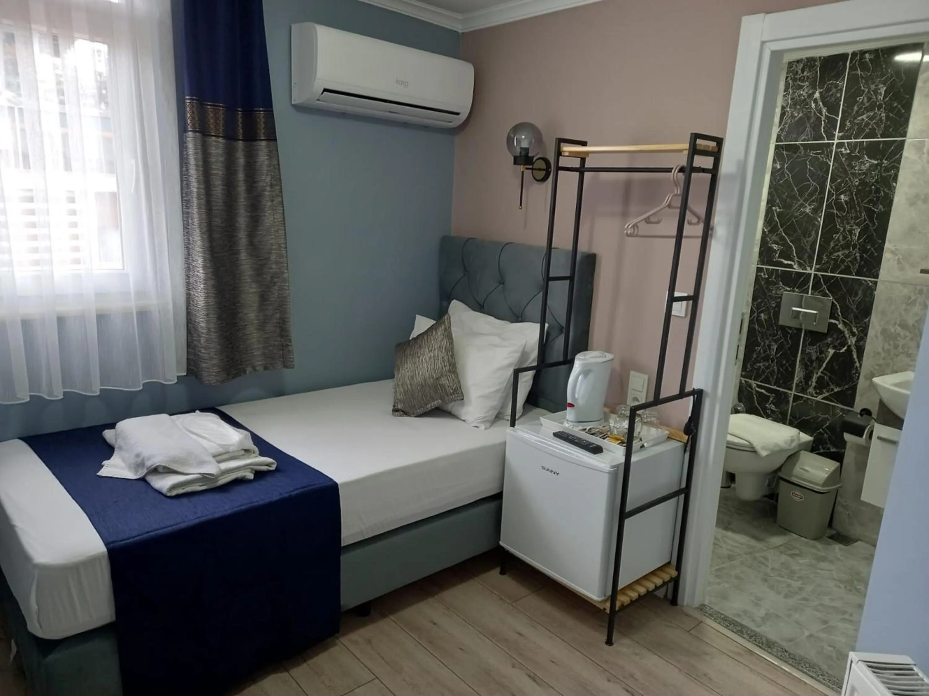 Bedroom, Bed in Emirhan Inn Hotel, Sultanahmet