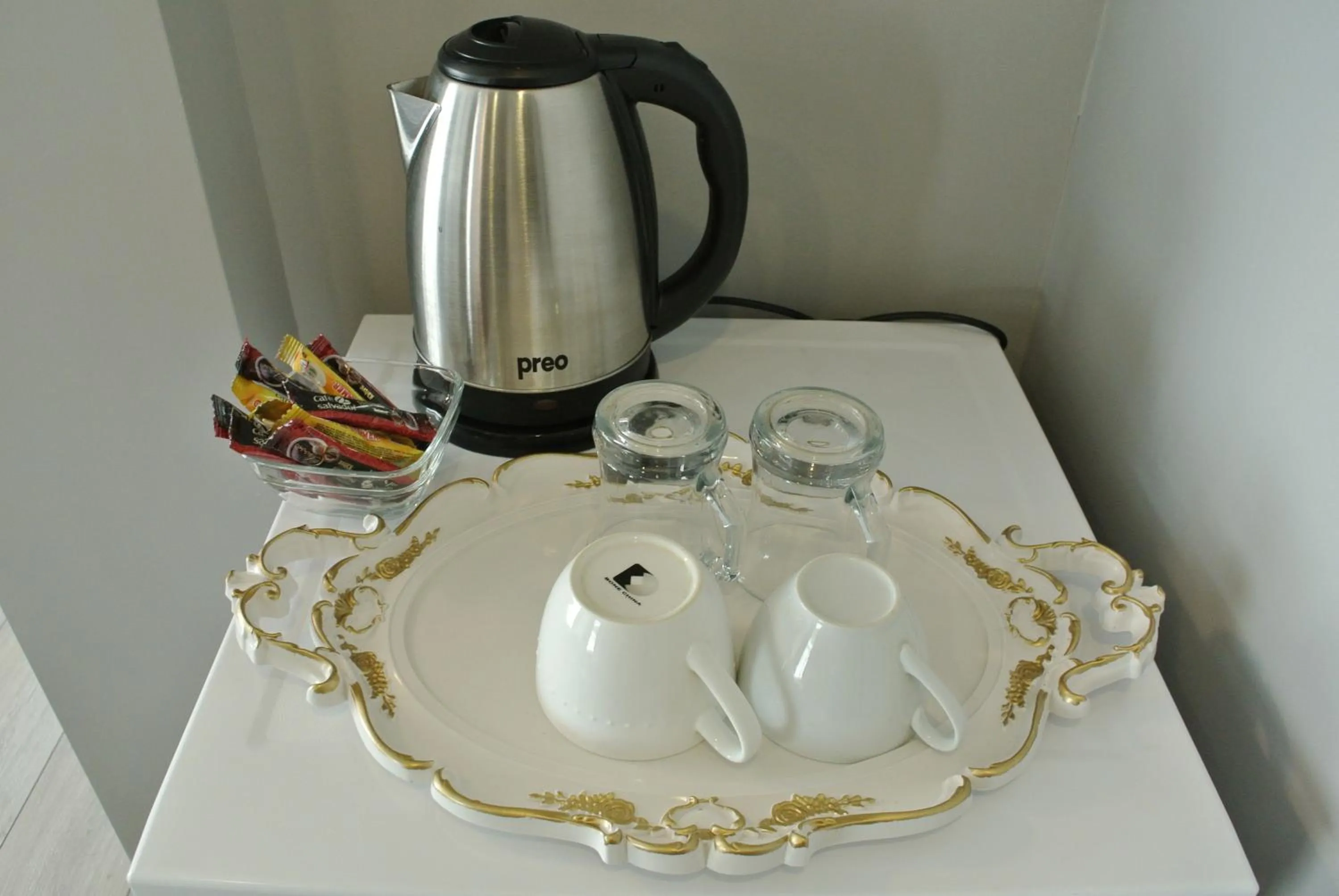 Coffee/tea facilities in Emirhan Inn Hotel, Sultanahmet