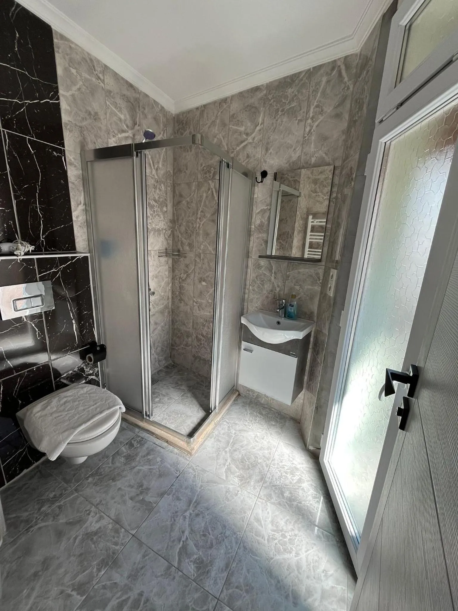 Bathroom in Emirhan Inn Hotel, Sultanahmet