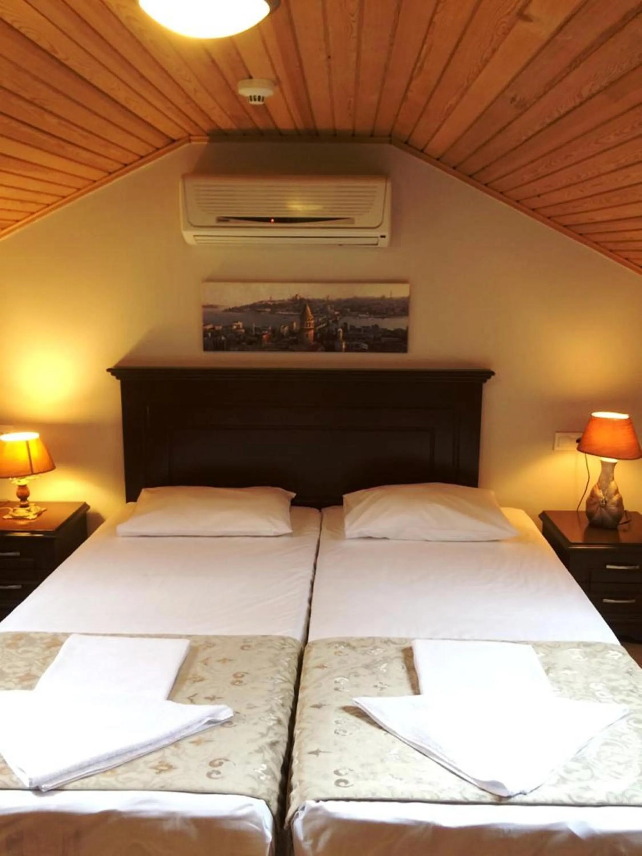 Bedroom, Bed in Emirhan Inn Hotel, Sultanahmet