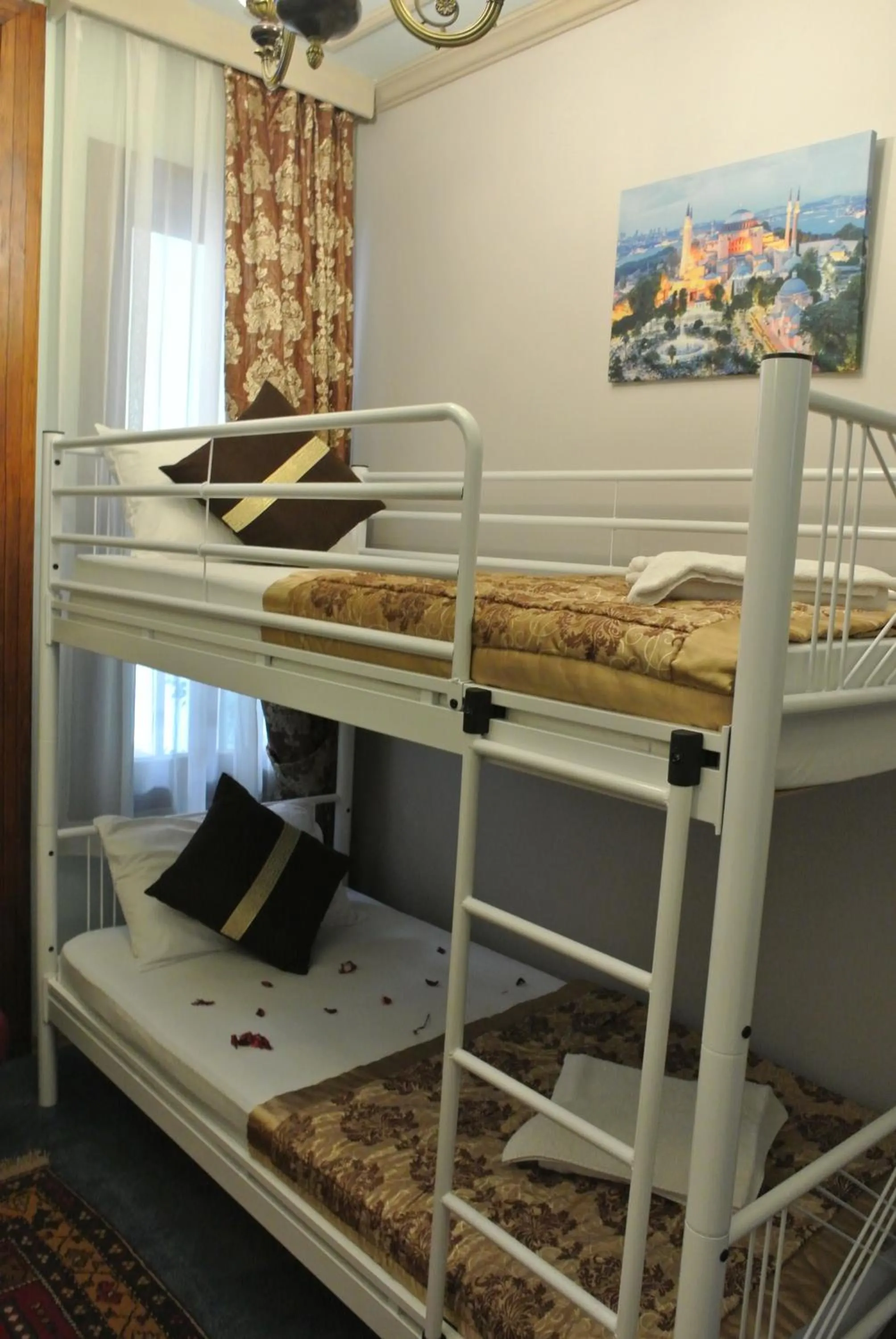 Bedroom, Bed in Emirhan Inn Hotel, Sultanahmet