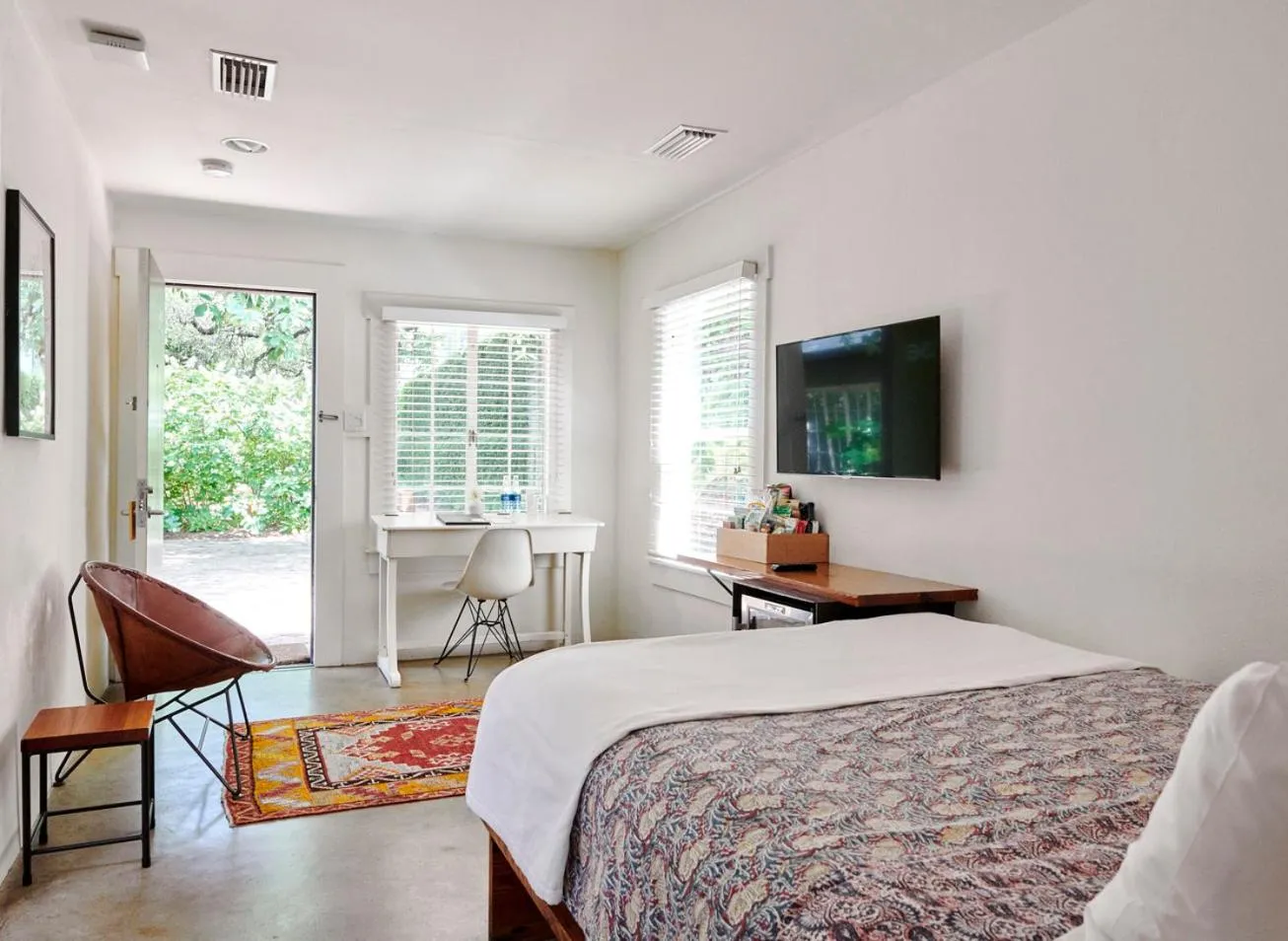 Bed in Hotel San Jose