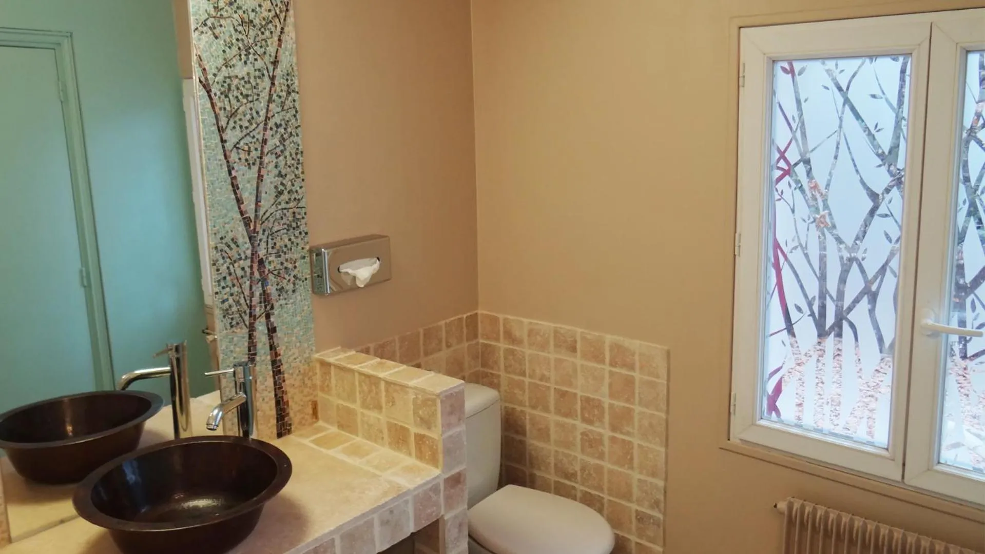 Deluxe Single Room with Balcony - single occupancy in Hôtel Le Mas des Ecureuils