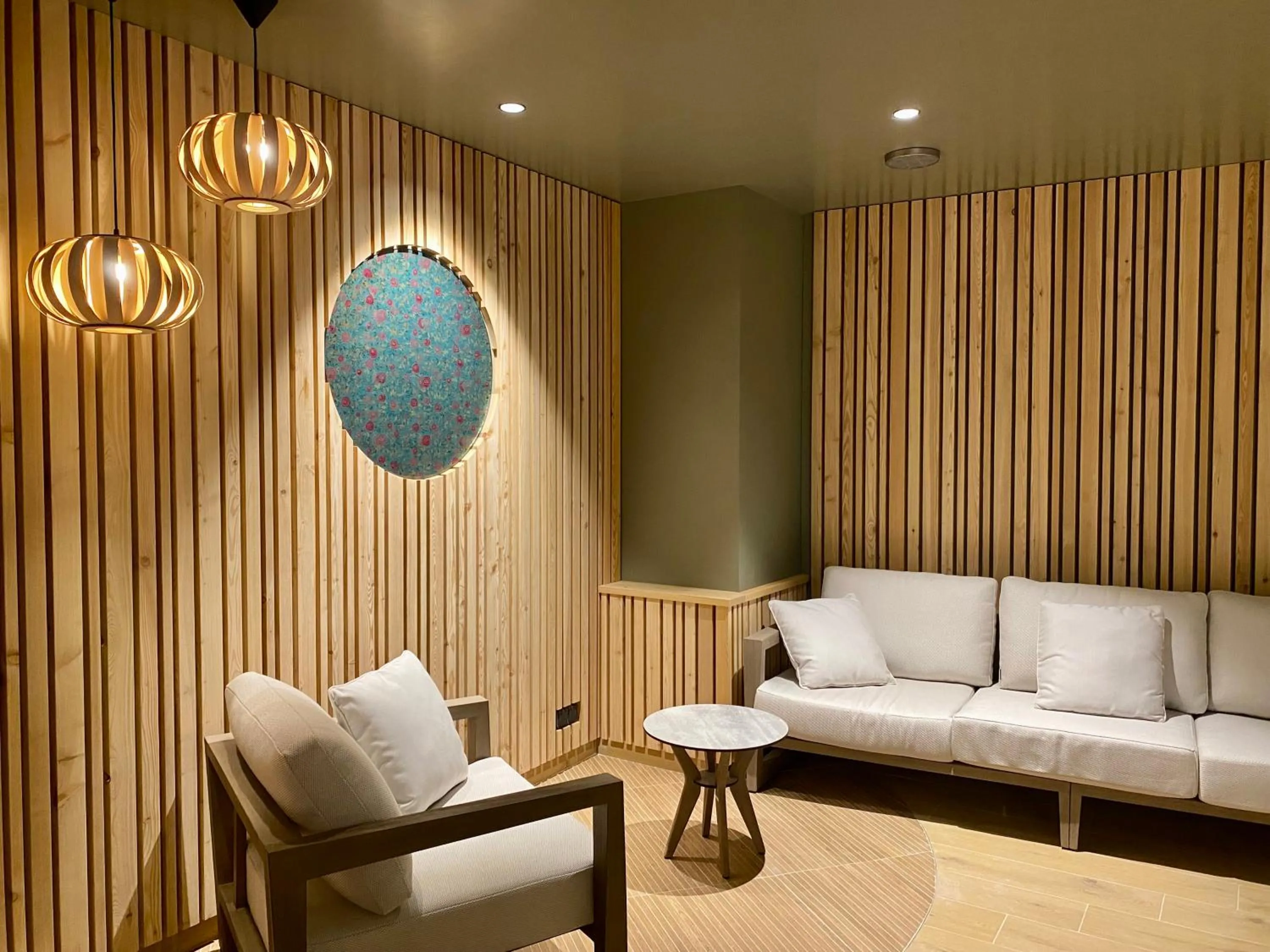 Spa and wellness centre/facilities in Hôtel Aux Vieux Remparts, The Originals Relais