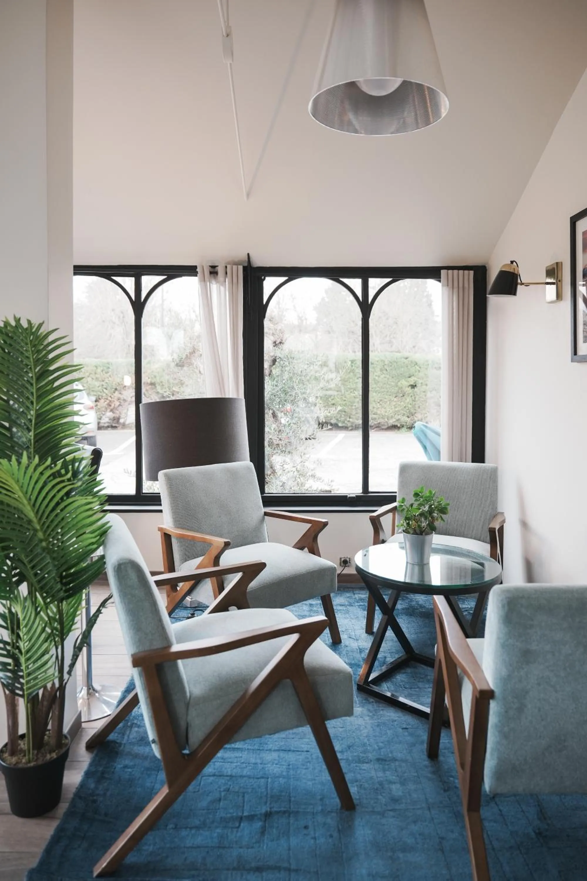 Living room in Brit Hotel Confort Orly Morangis