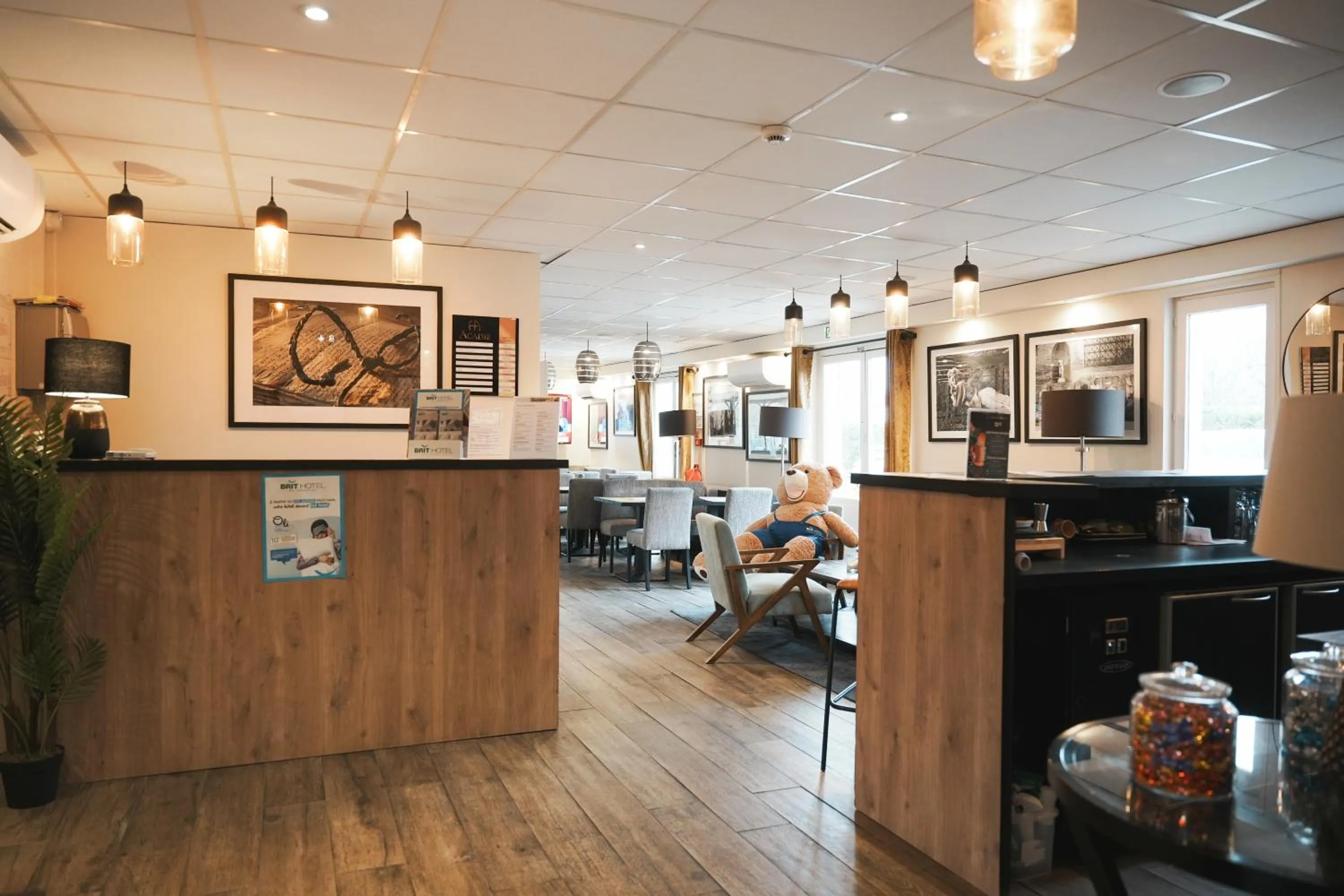 Restaurant/places to eat in Brit Hotel Confort Orly Morangis