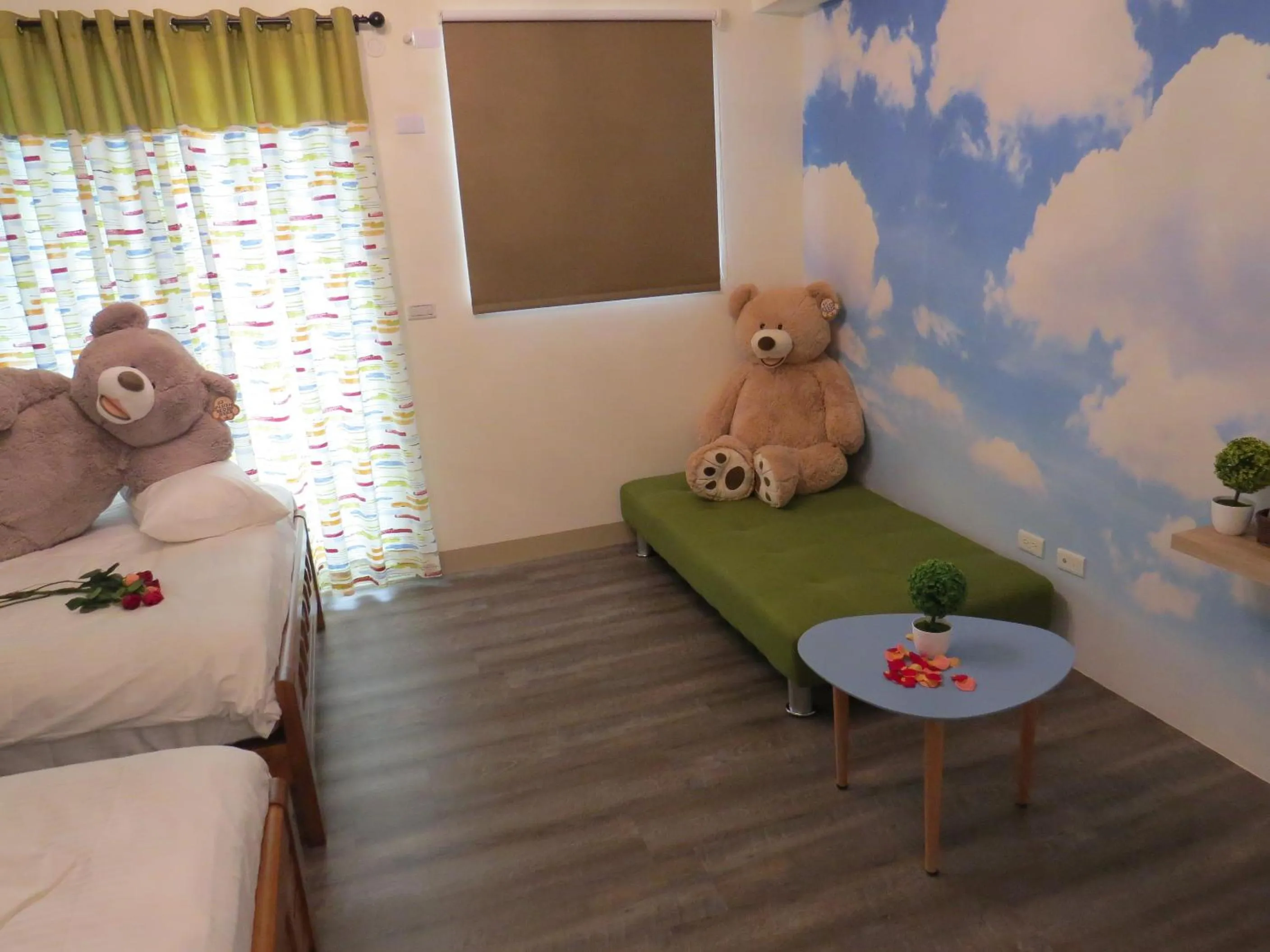 Decorative detail, Bed in Hai Yang Homestay