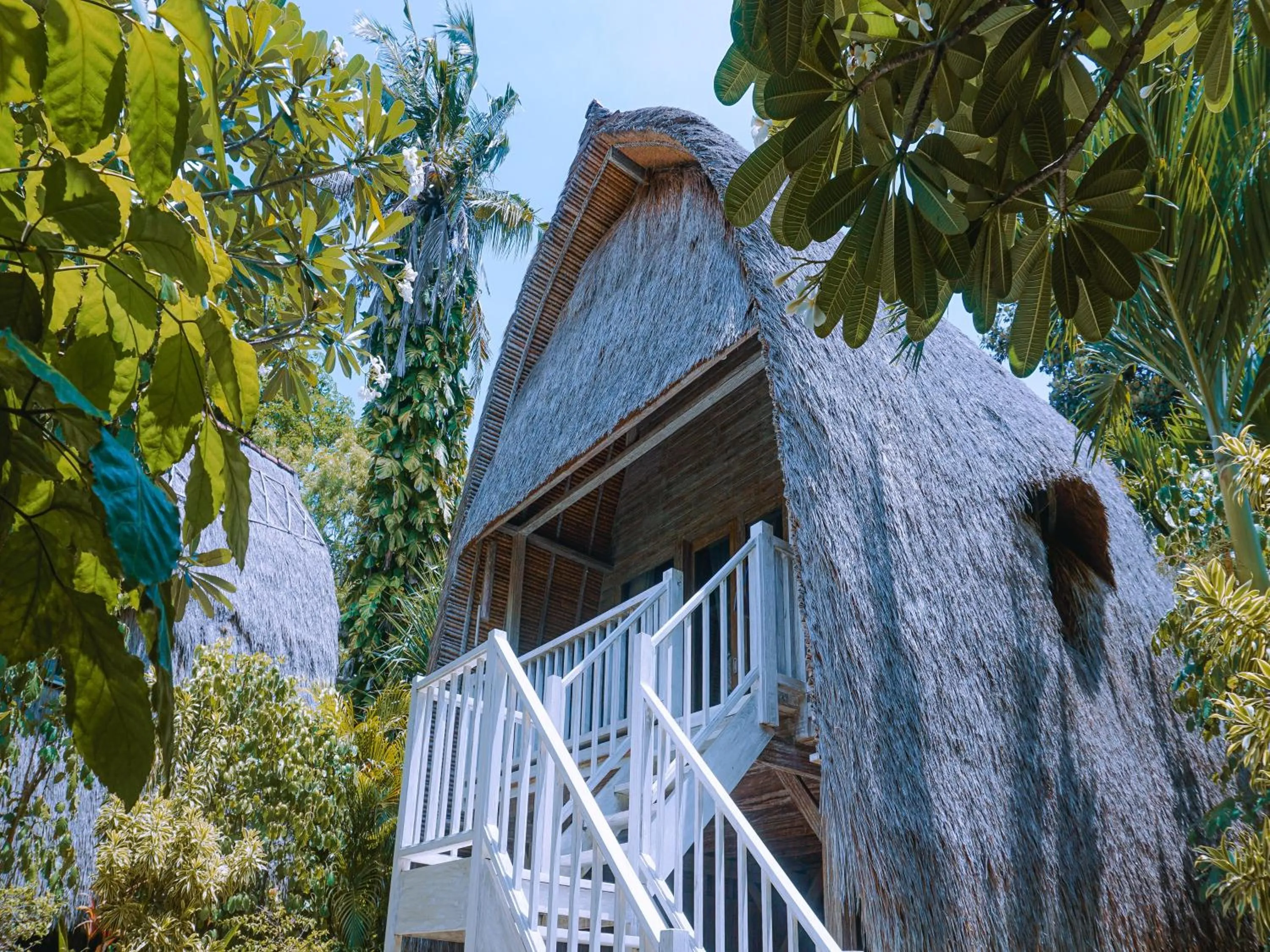Property building in Hai Tide Beach Resort