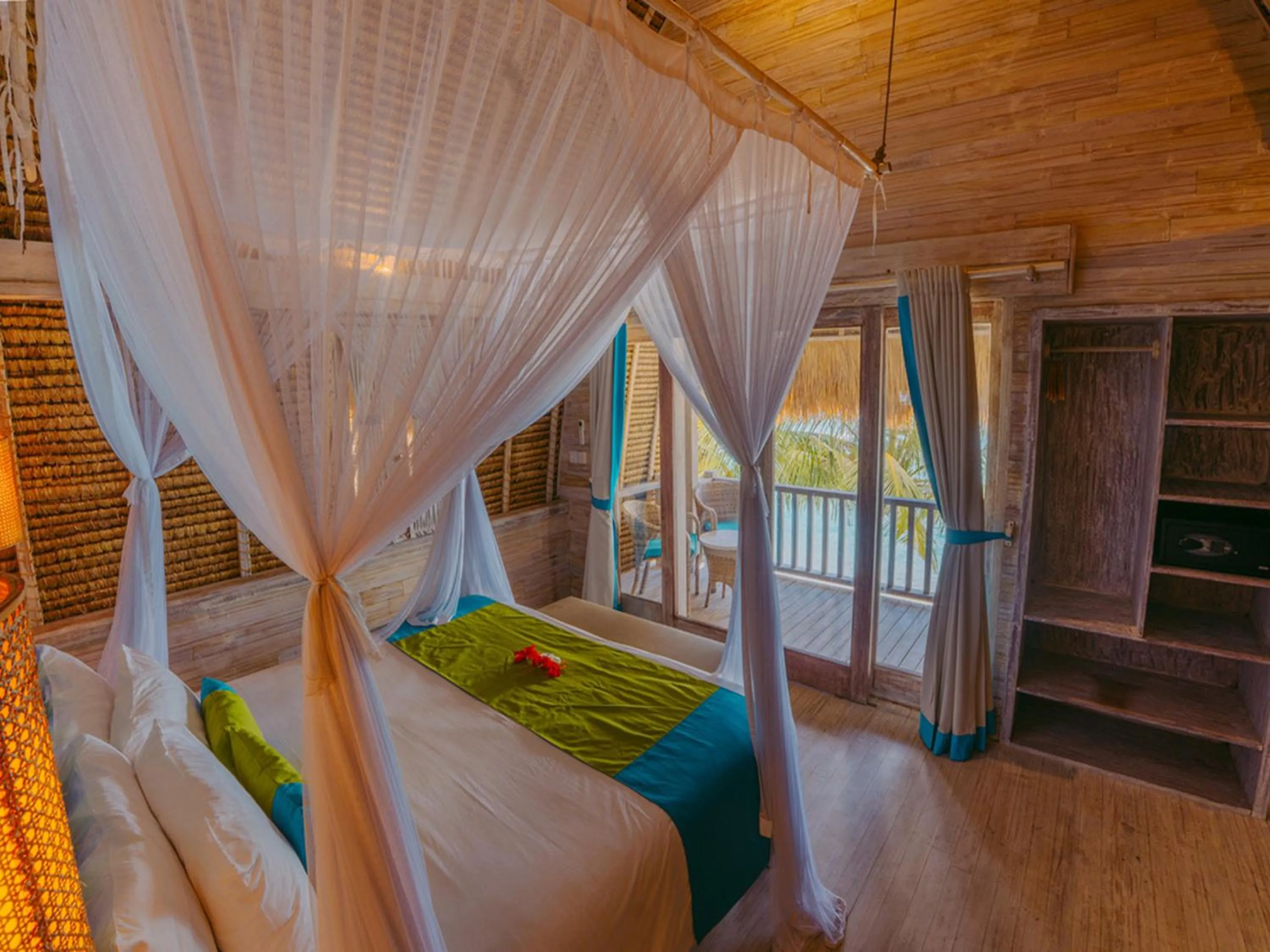 Bed in Hai Tide Beach Resort