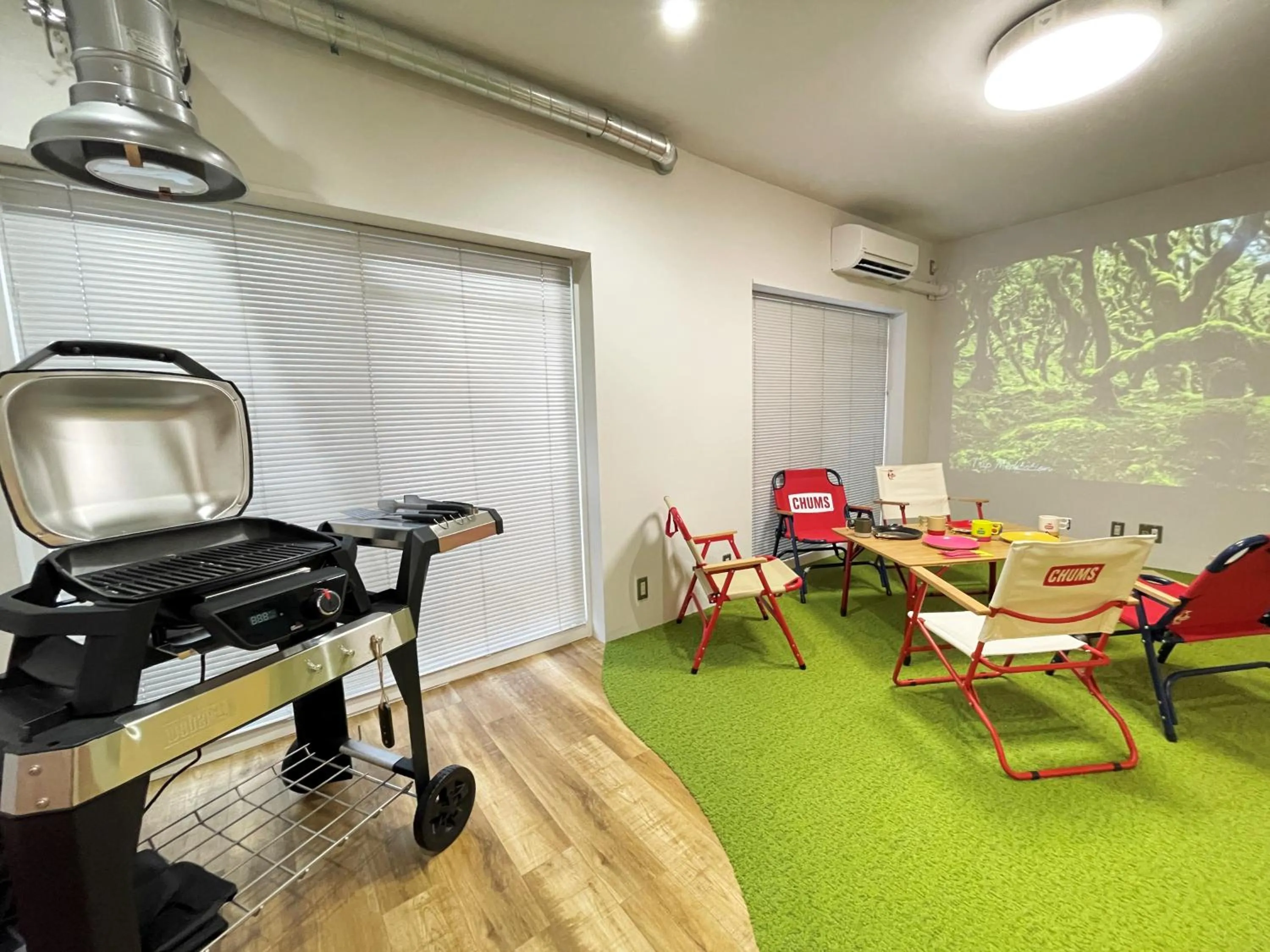 BBQ facilities in 365BASE outdoor hostel