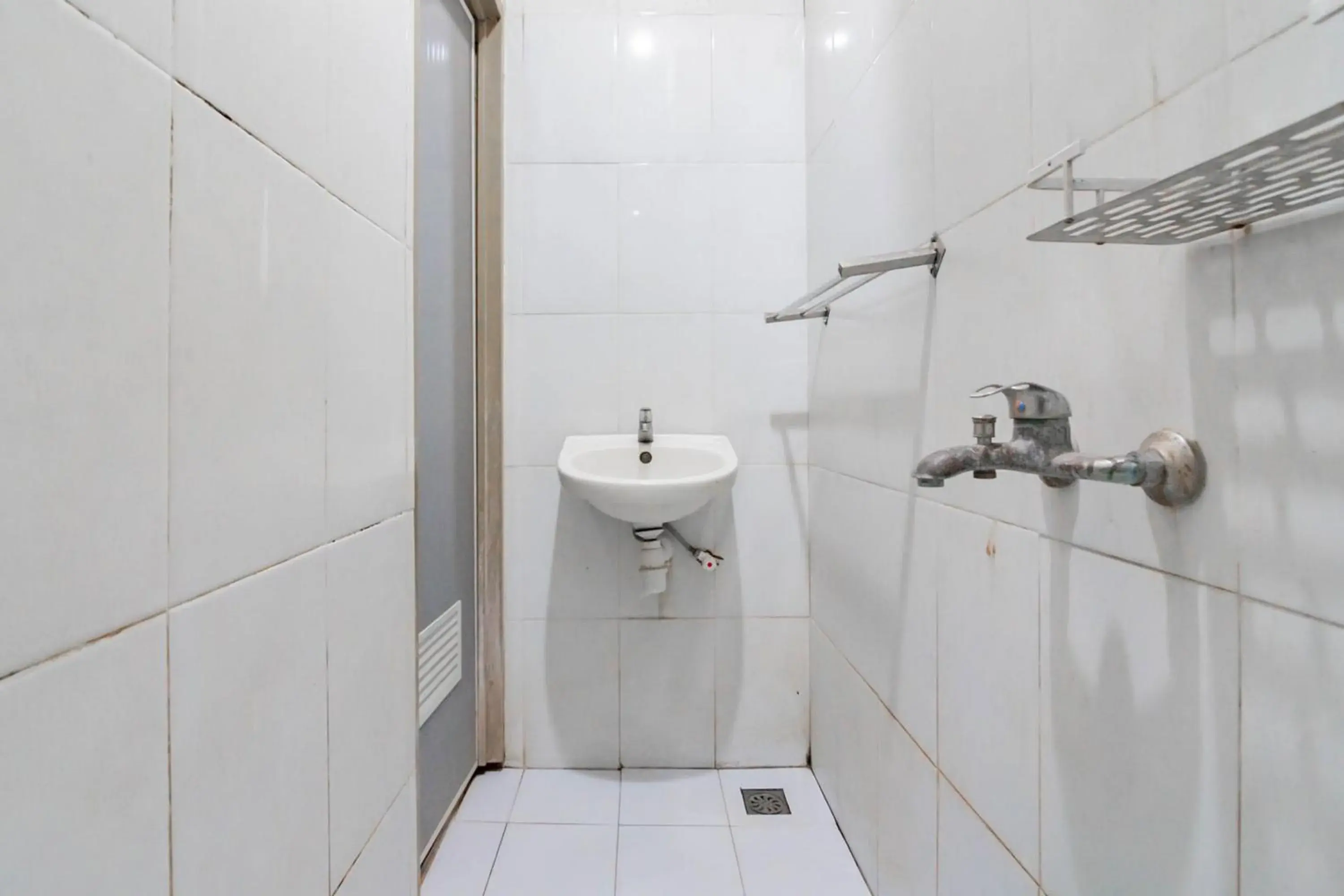 RedDoorz Plus At Hotel Sofia Pangandaran RedDoorz Plus At Hotel Sofia Pangandaran