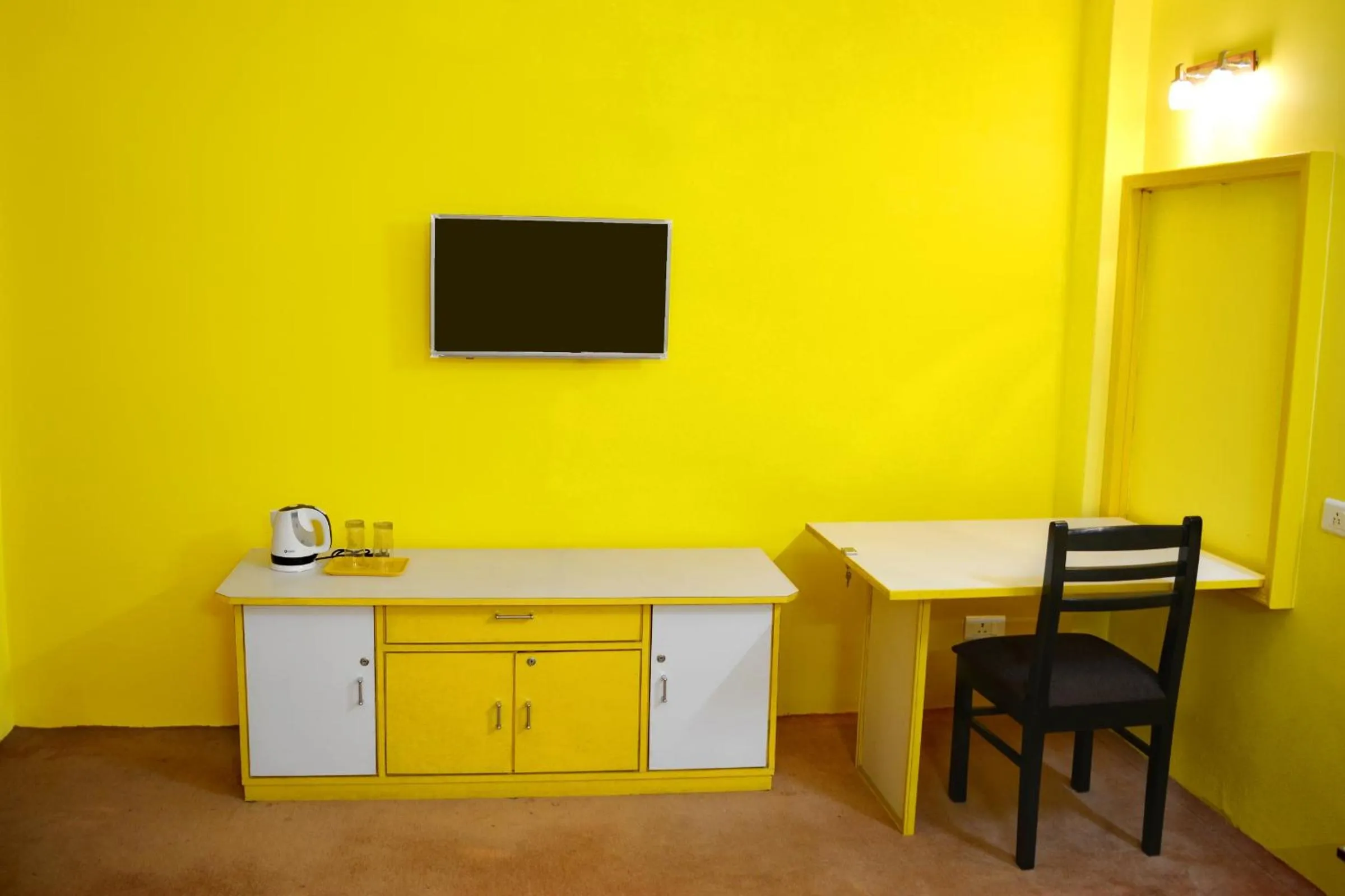 TV and multimedia in Kashyap Kunj