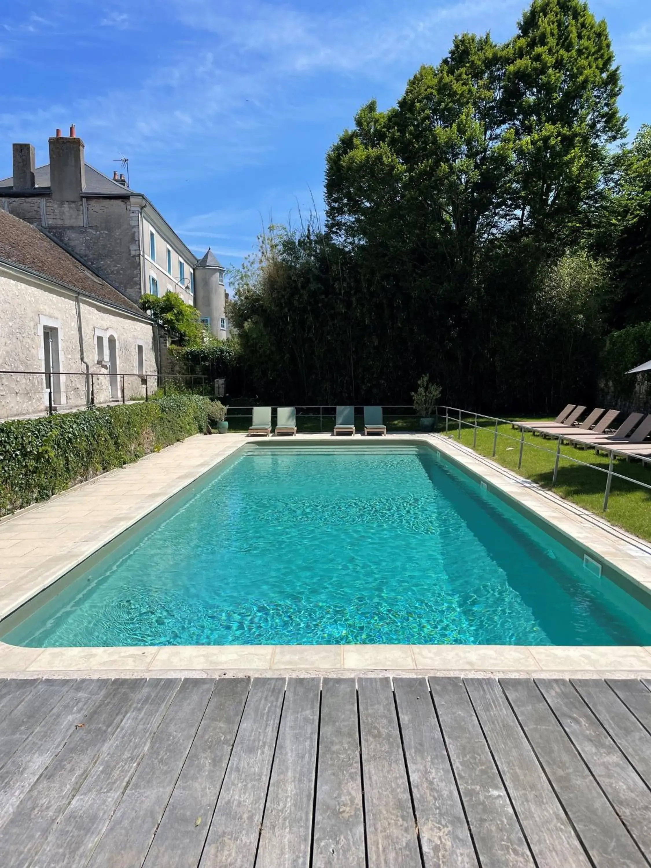 Swimming pool in Hostellerie de l'Écu de Bretagne Swimming pool in Hostellerie de l'Écu de Bretagne
