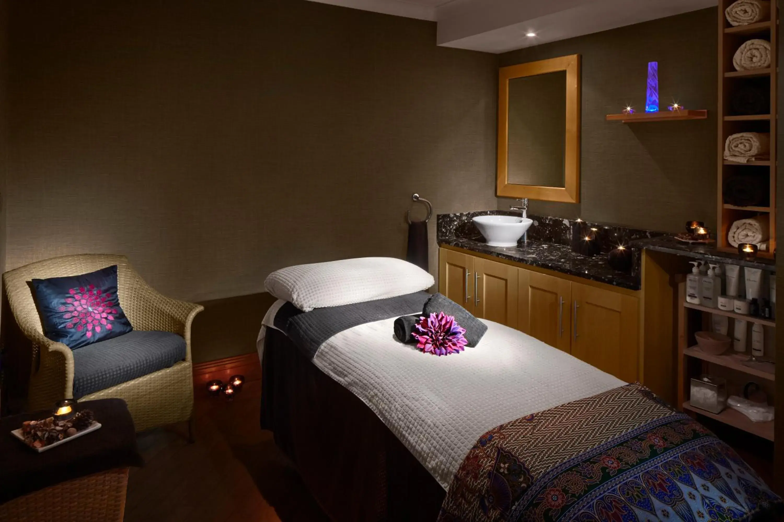 Spa and wellness centre/facilities, Bed in Radisson BLU Hotel & Spa, Sligo Spa and wellness centre/facilities, Bed in Radisson BLU Hotel & Spa, Sligo