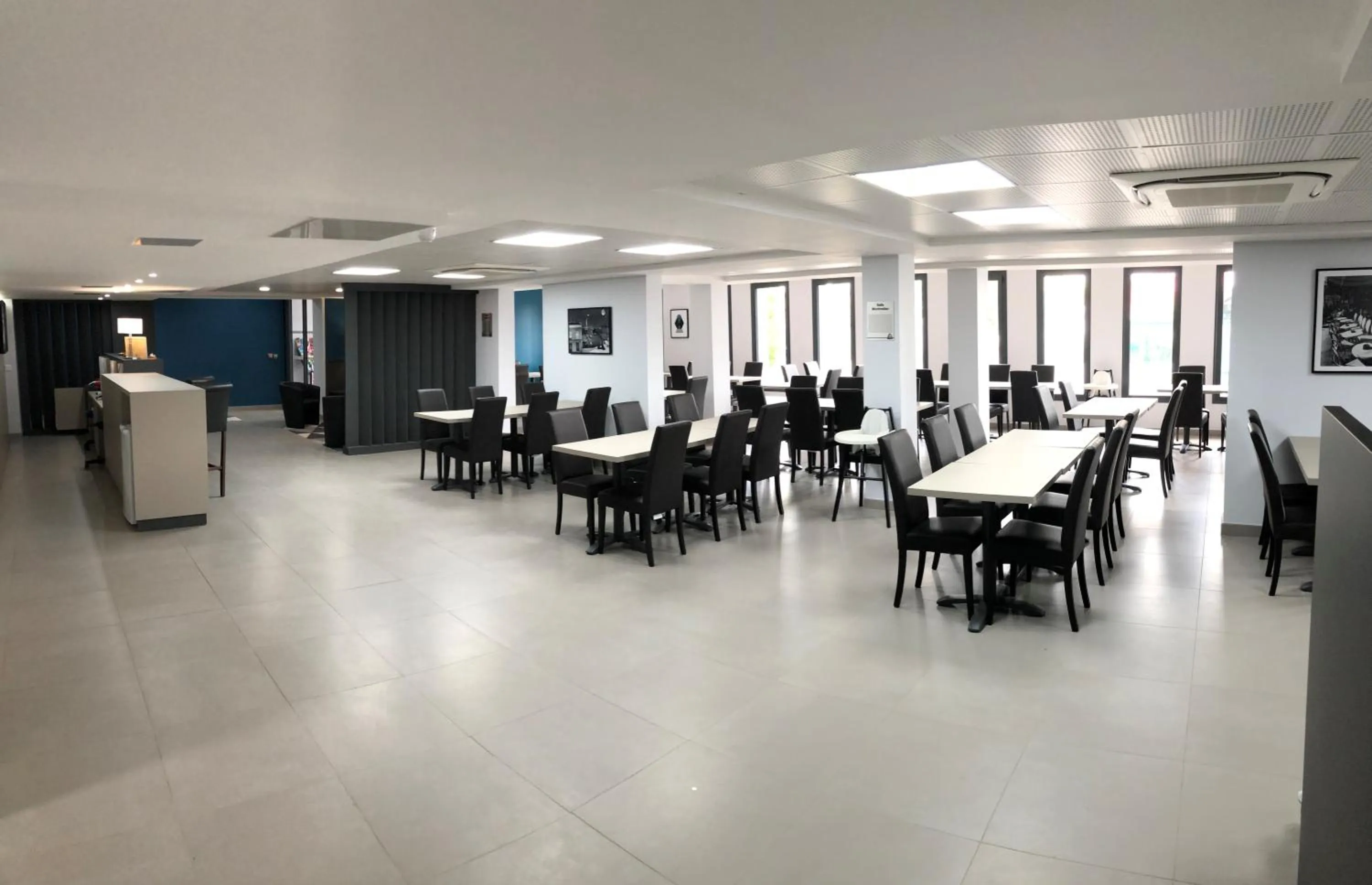 Meeting/conference room in Hôtel AKENA Aéroport Charles de Gaulle - Saint Witz