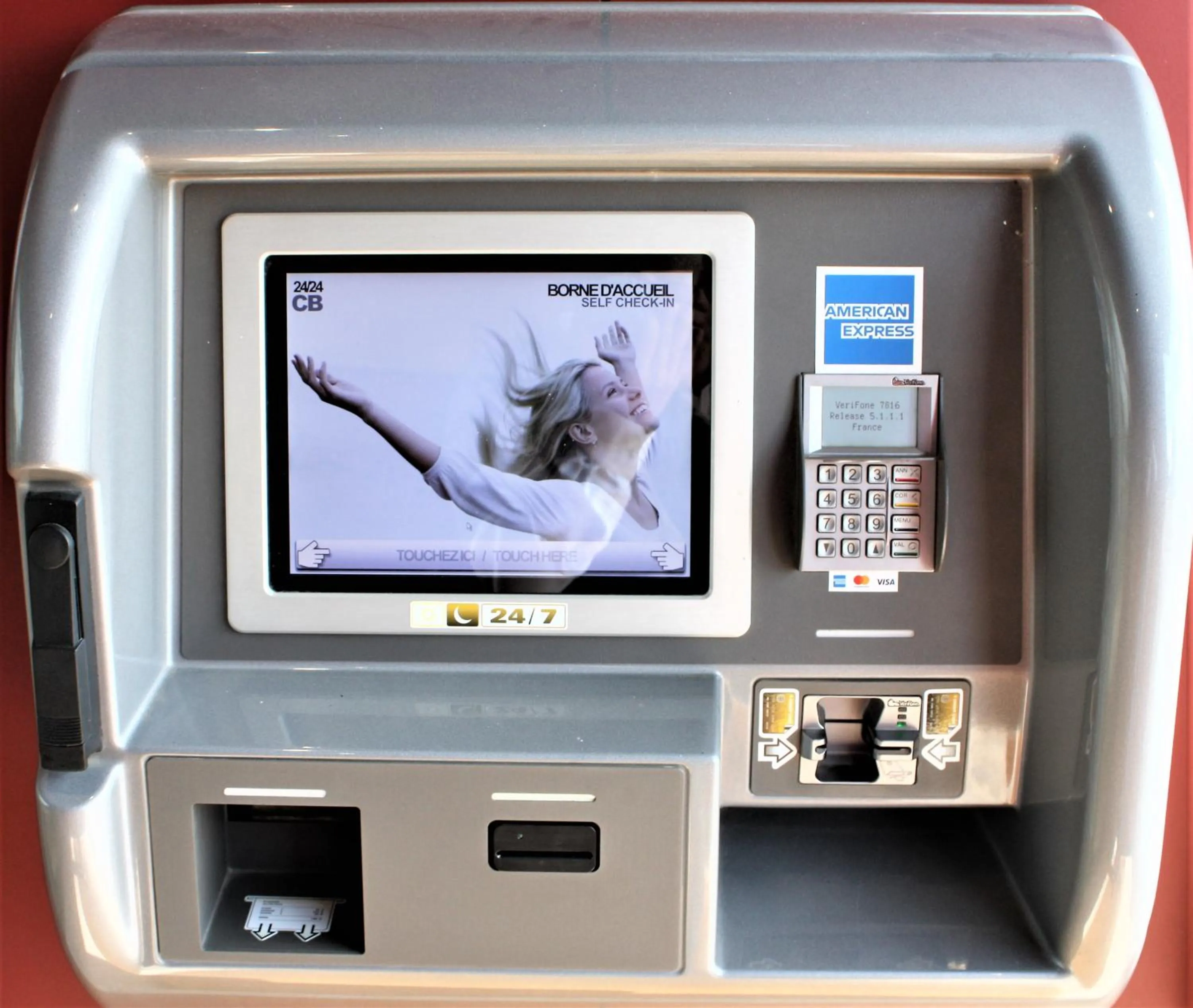 Property building in Hôtel AKENA Aéroport Charles de Gaulle - Saint Witz