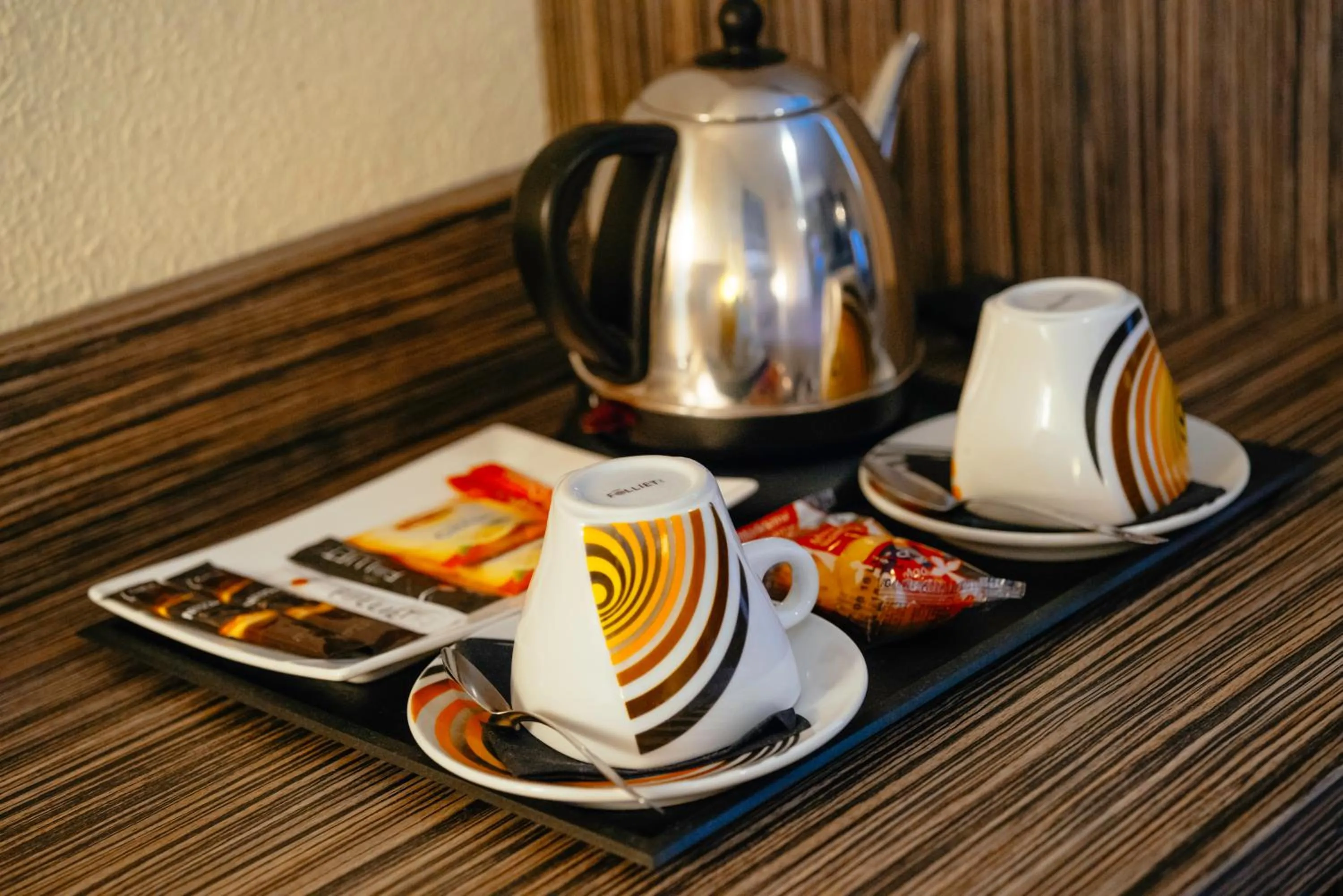 Coffee/tea facilities in Hôtel & Résidence Octel