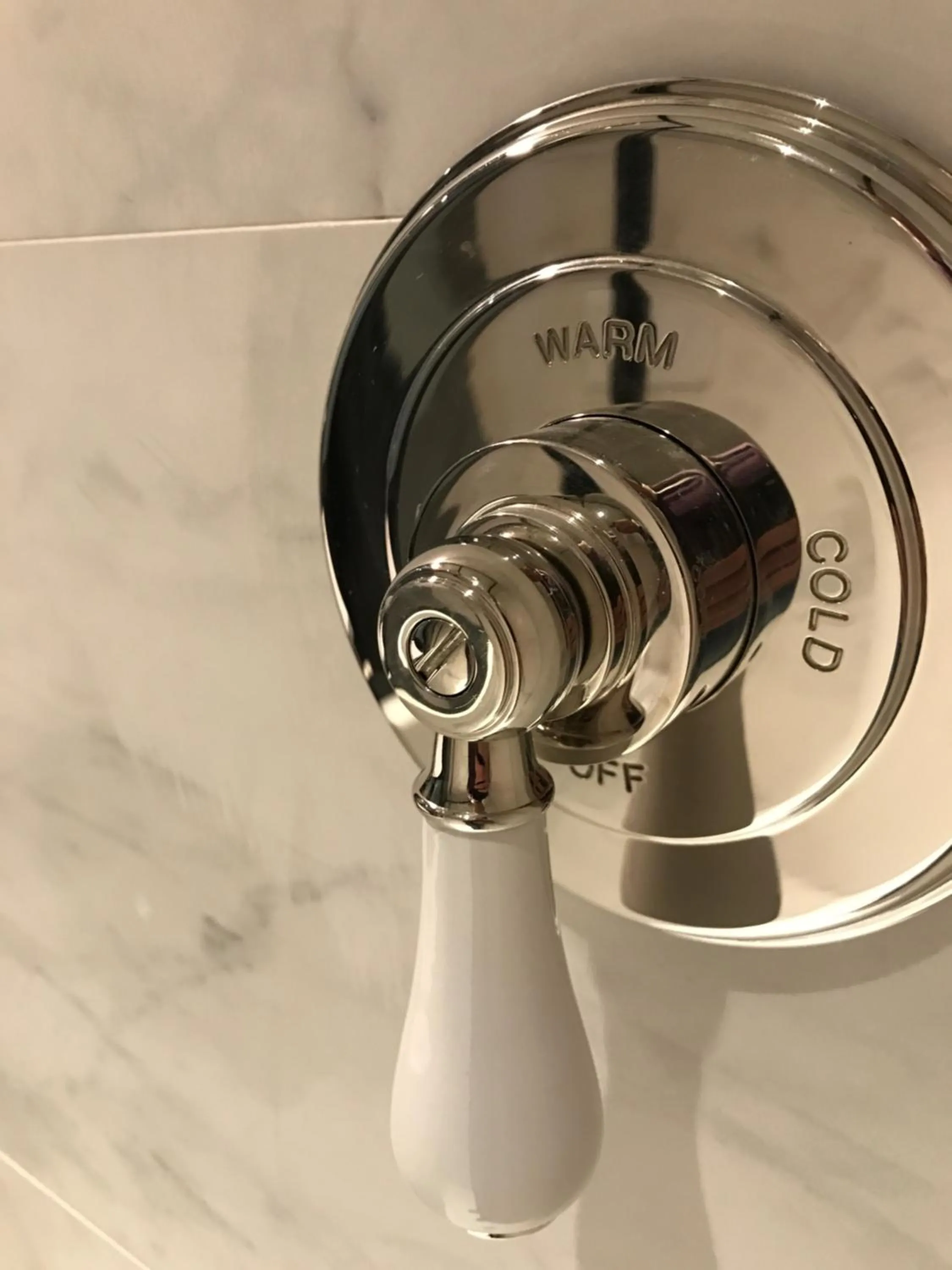 Shower in Getaway Brussels Airport