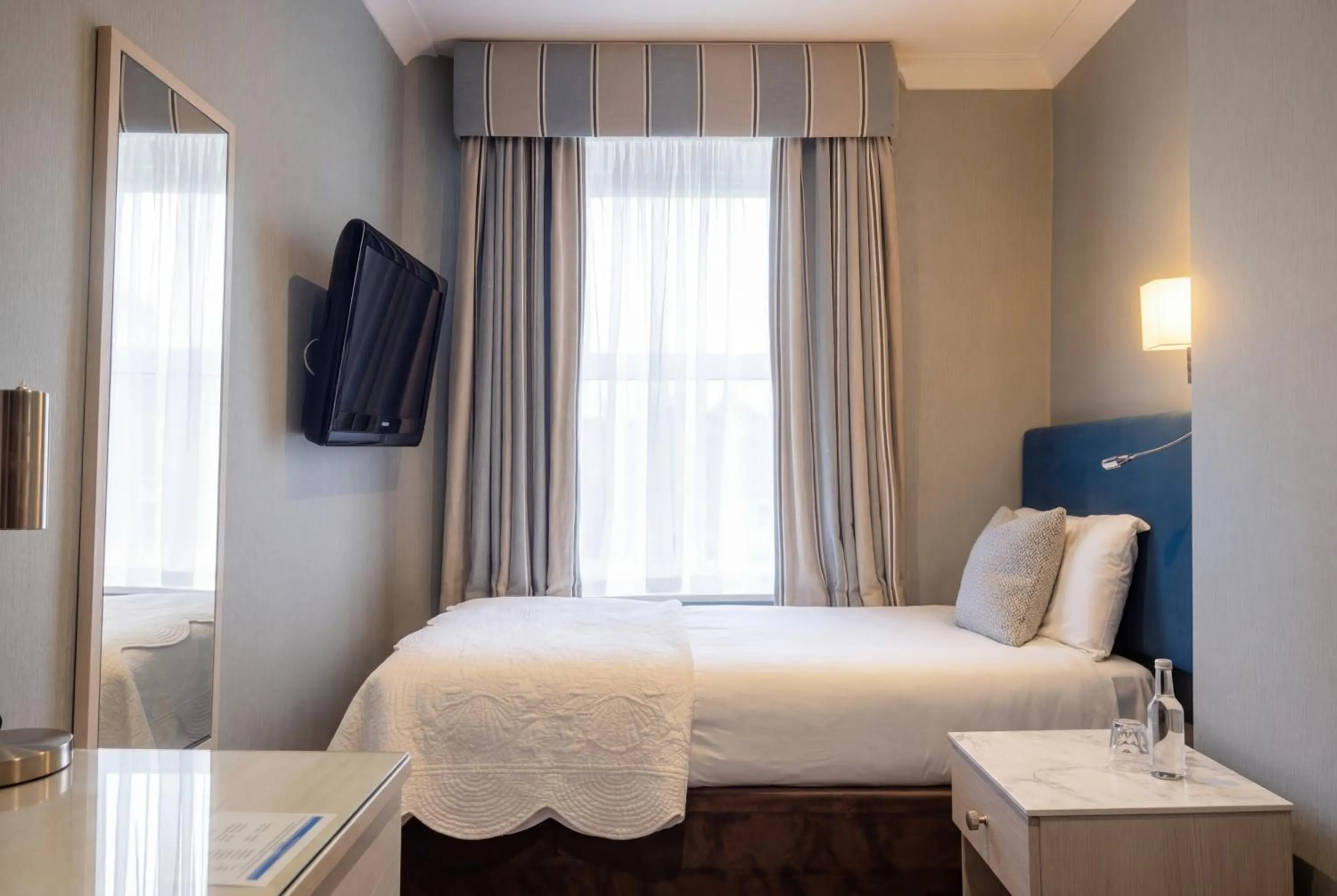 Bed in Best Western Plus The Connaught Hotel and Spa