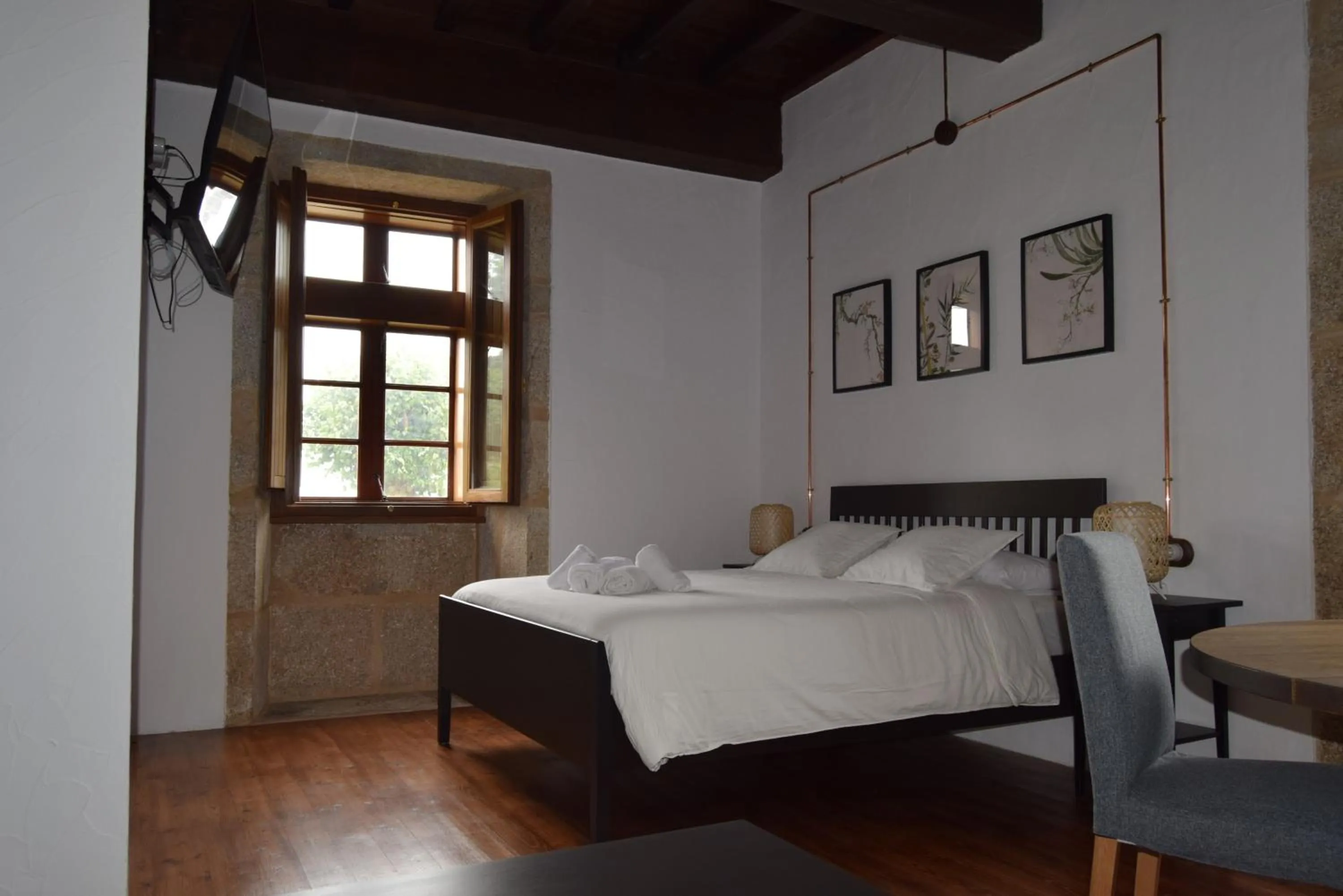 Bed in Monasterio de Moraime