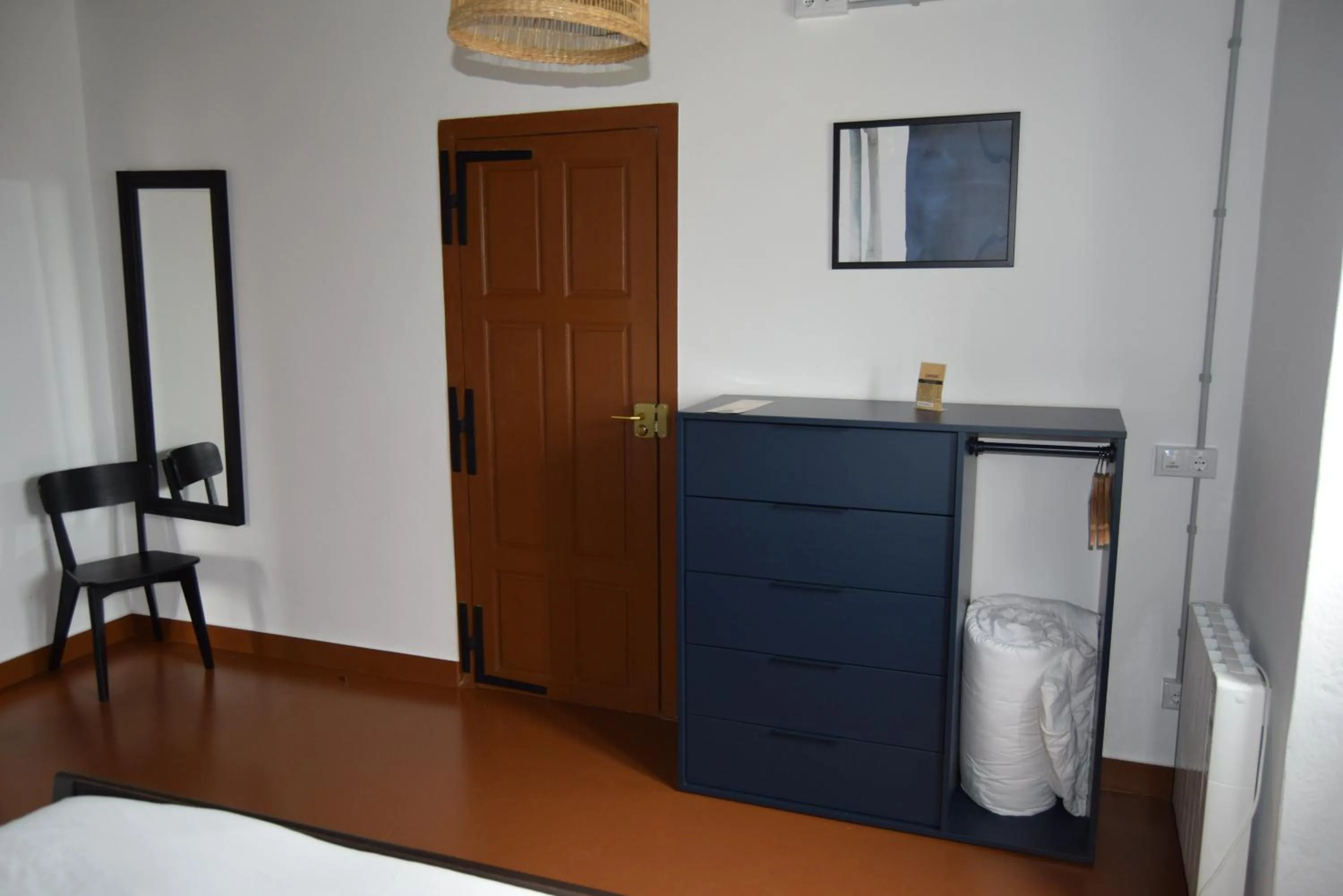 Bedroom, Bed in Monasterio de Moraime