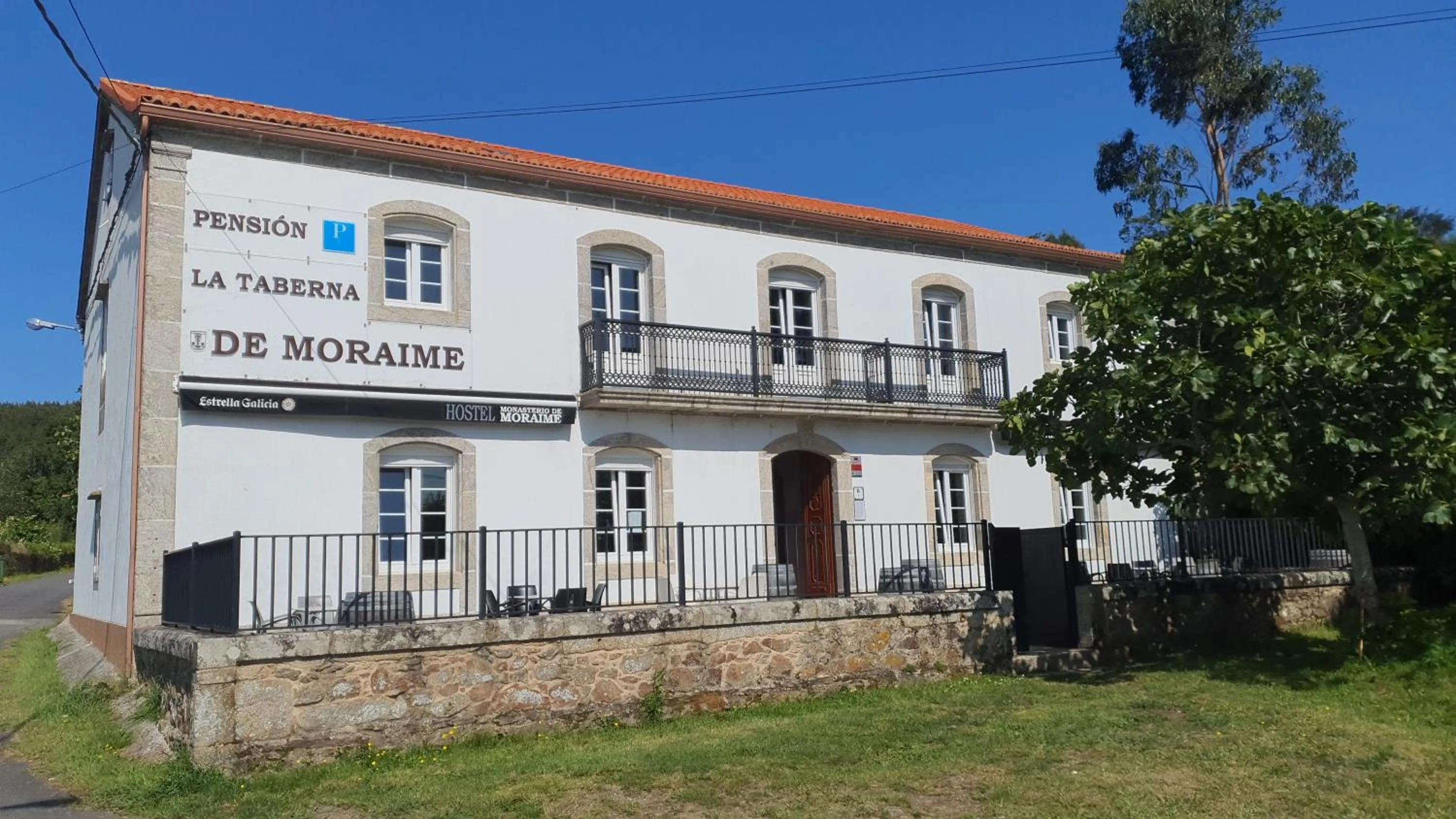 Property building in Monasterio de Moraime