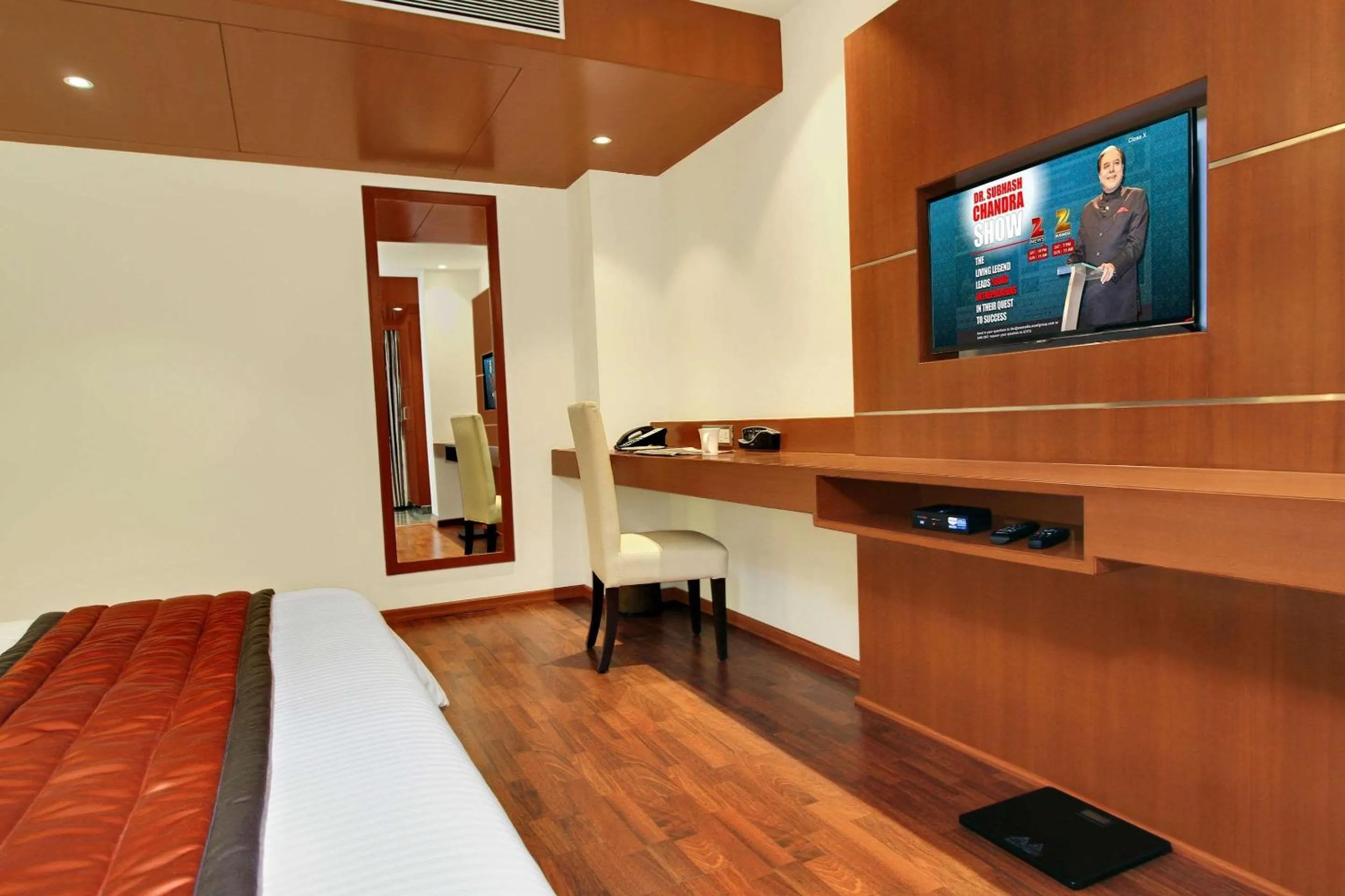 Photo of the whole room in Comfort Inn Insys