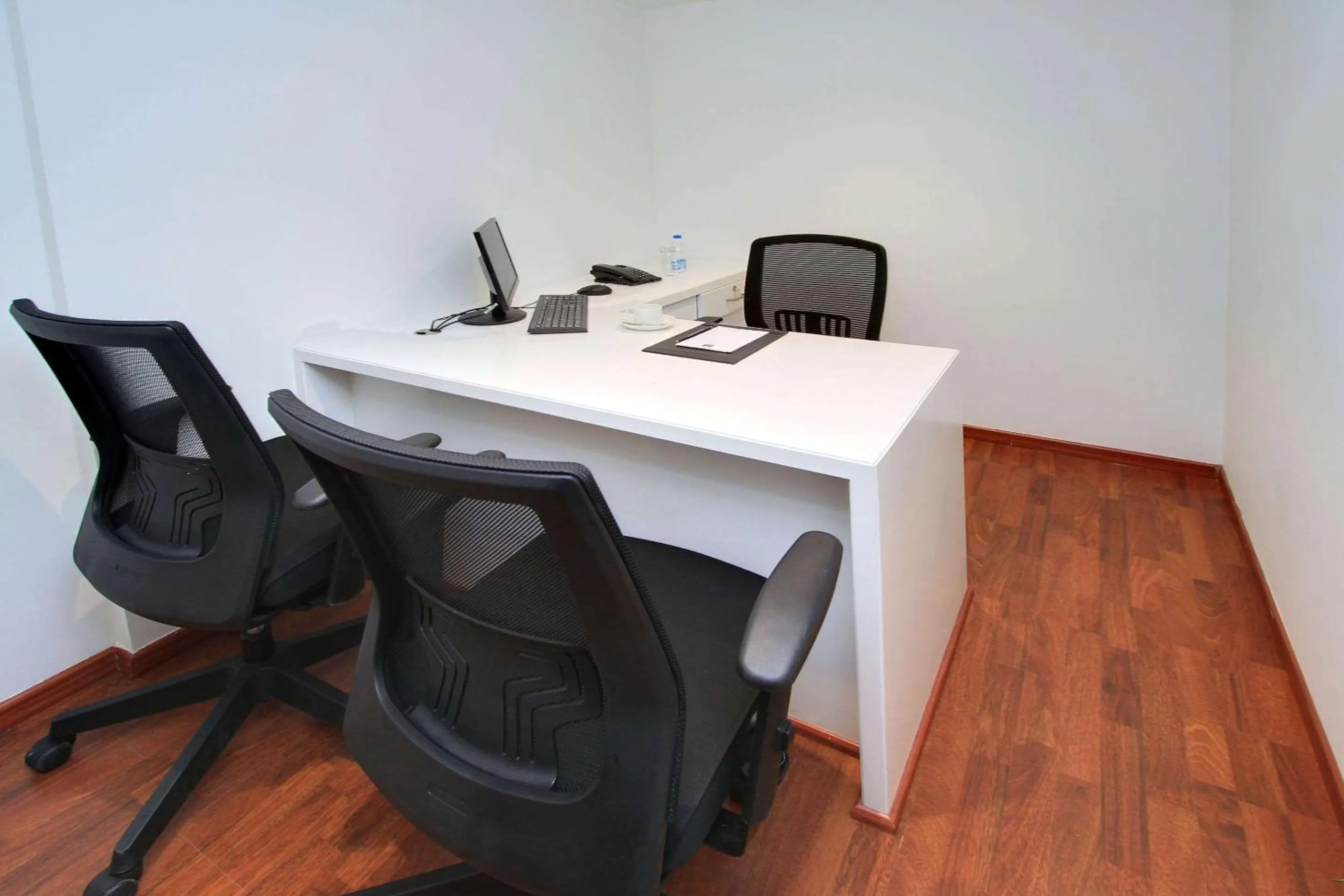 Meeting/conference room in Comfort Inn Insys