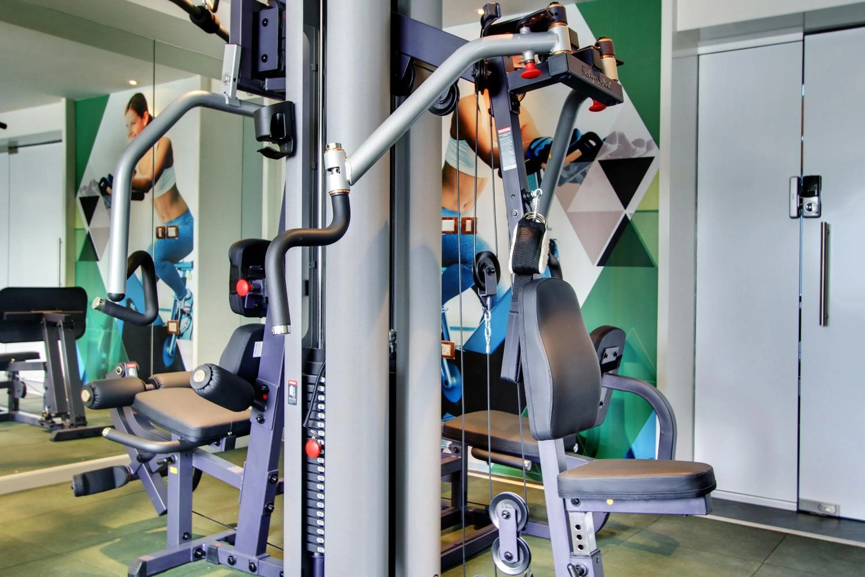 Fitness centre/facilities in Comfort Inn Insys