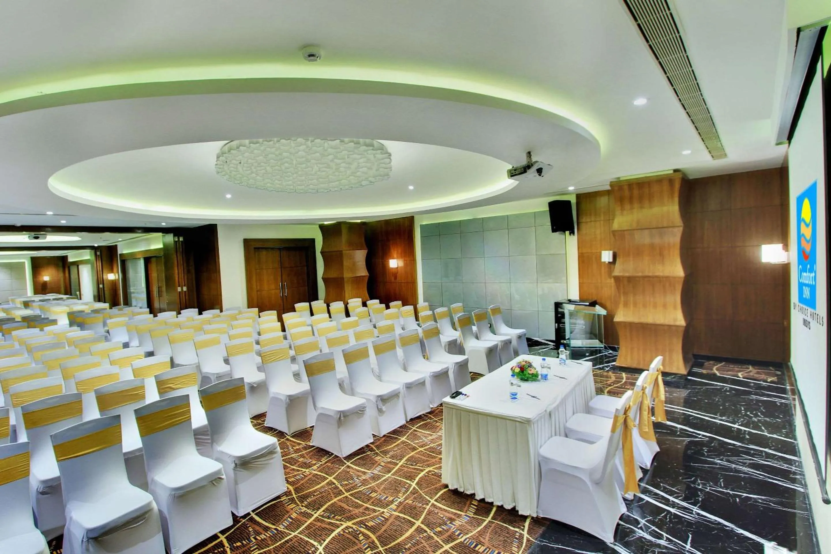 Meeting/conference room in Comfort Inn Insys