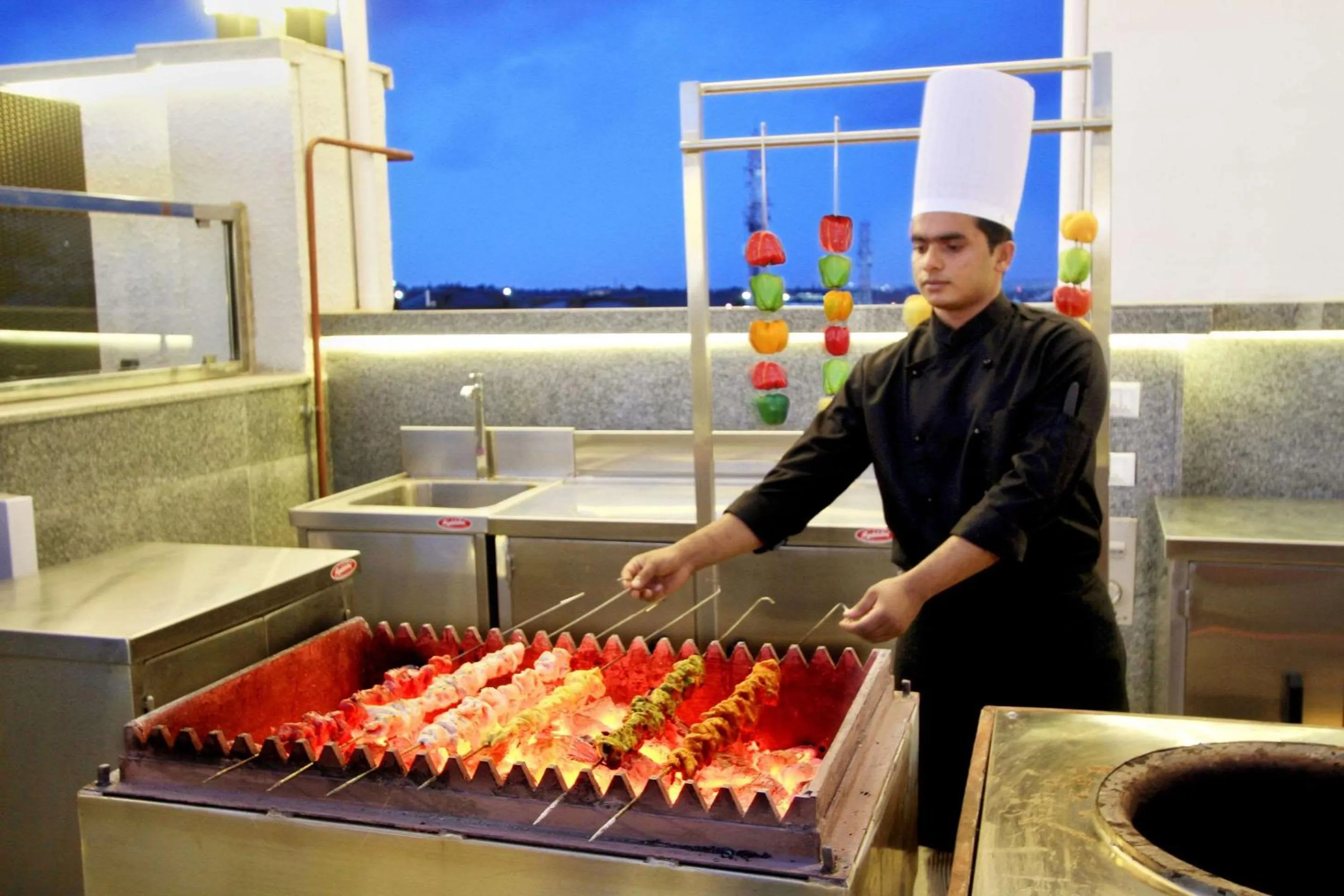 Restaurant/places to eat in Comfort Inn Insys