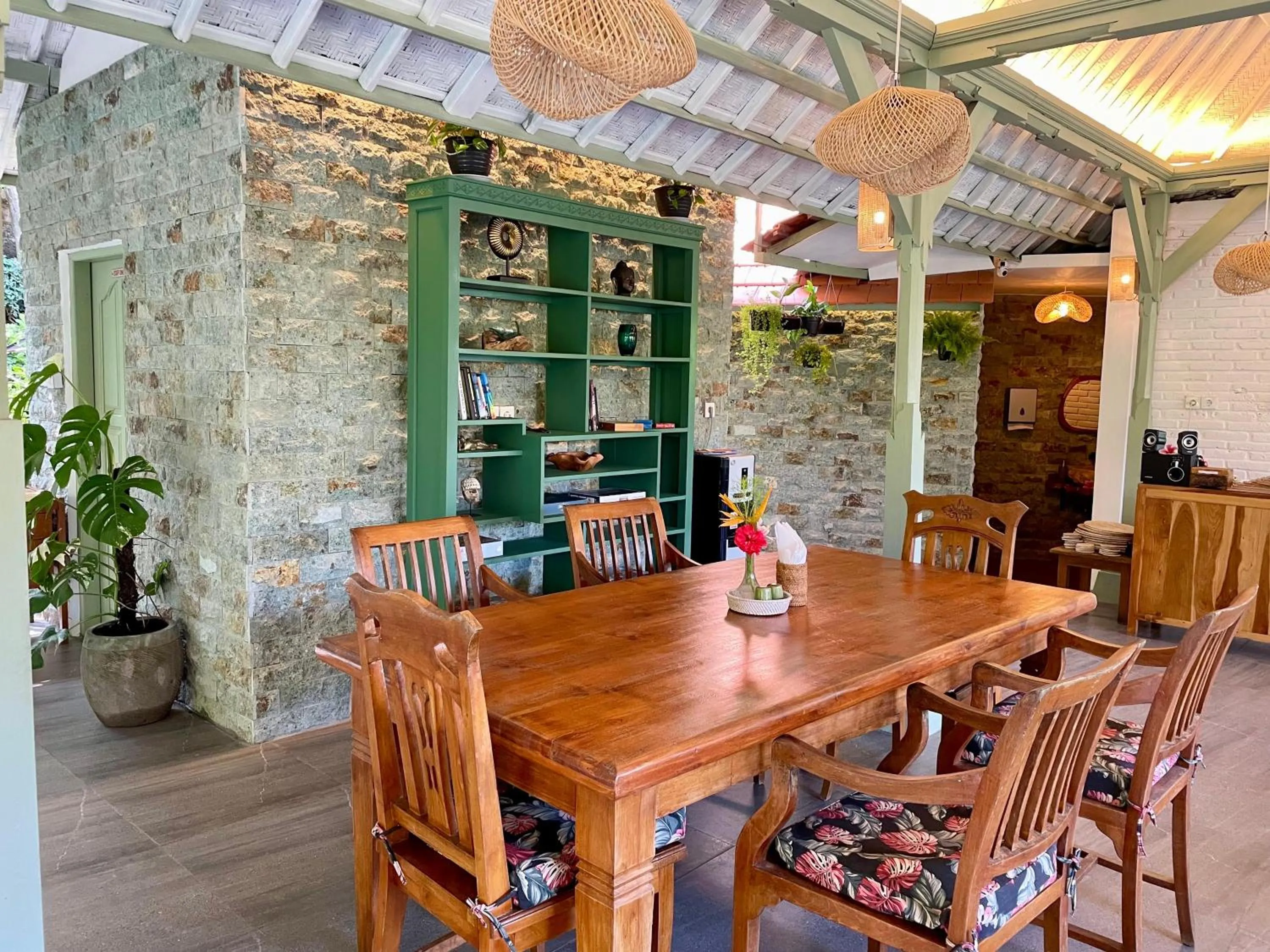 Restaurant/places to eat in Dasa Wana - DW Jungle Resort - Candidasa