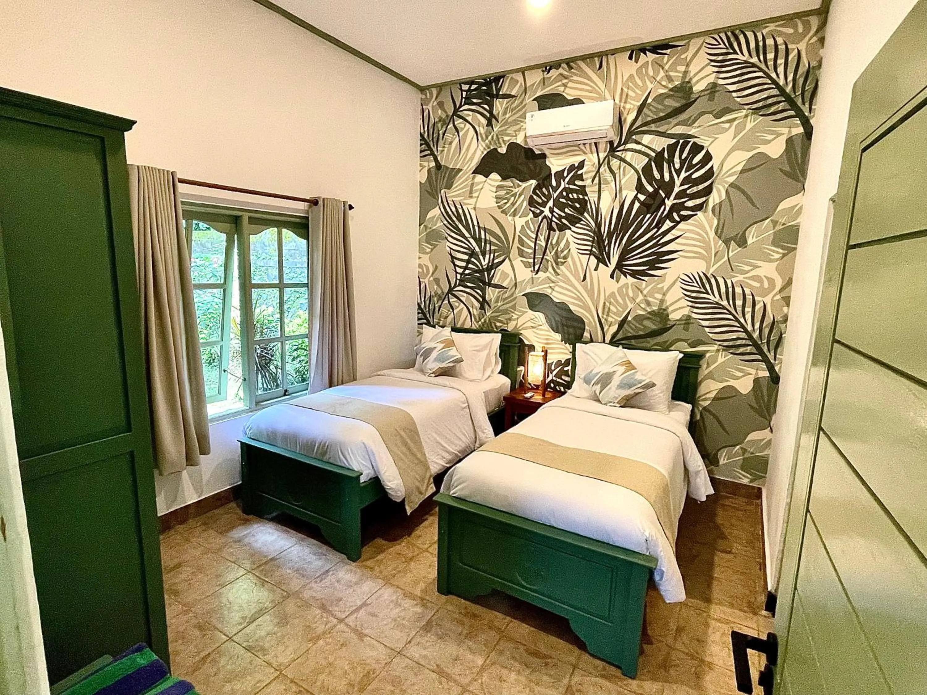 Bed in Dasa Wana - DW Jungle Resort - Candidasa