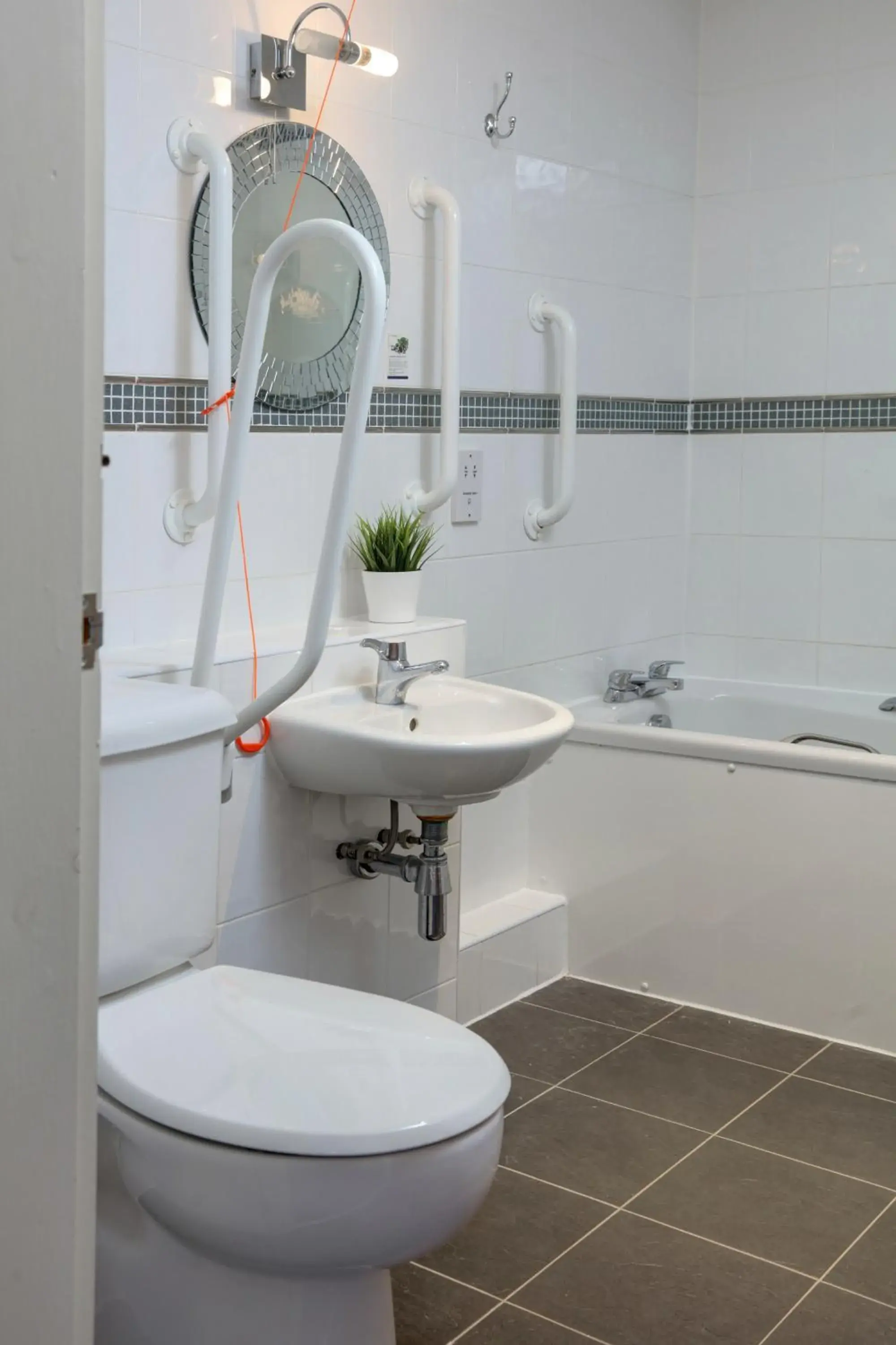 Bathroom in Sure Hotel by Best Western Aberdeen