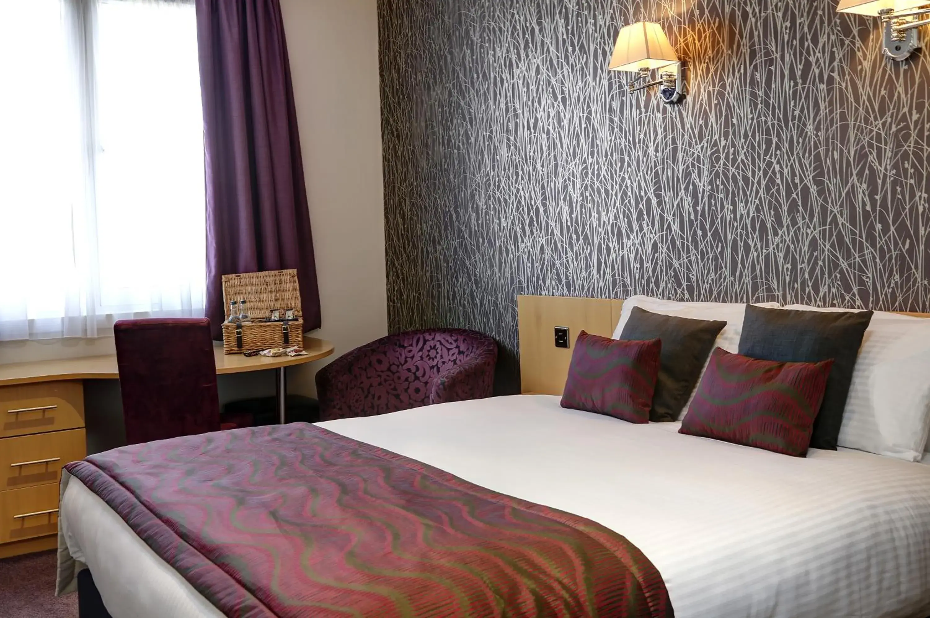 Bedroom in Sure Hotel by Best Western Aberdeen