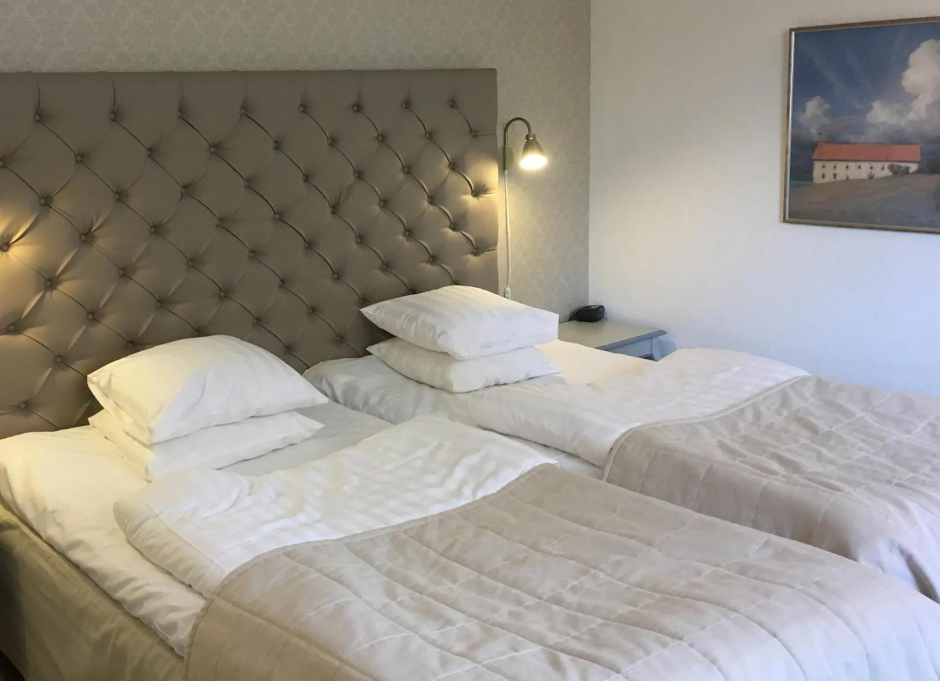 Bed in Sundbyholms Slott