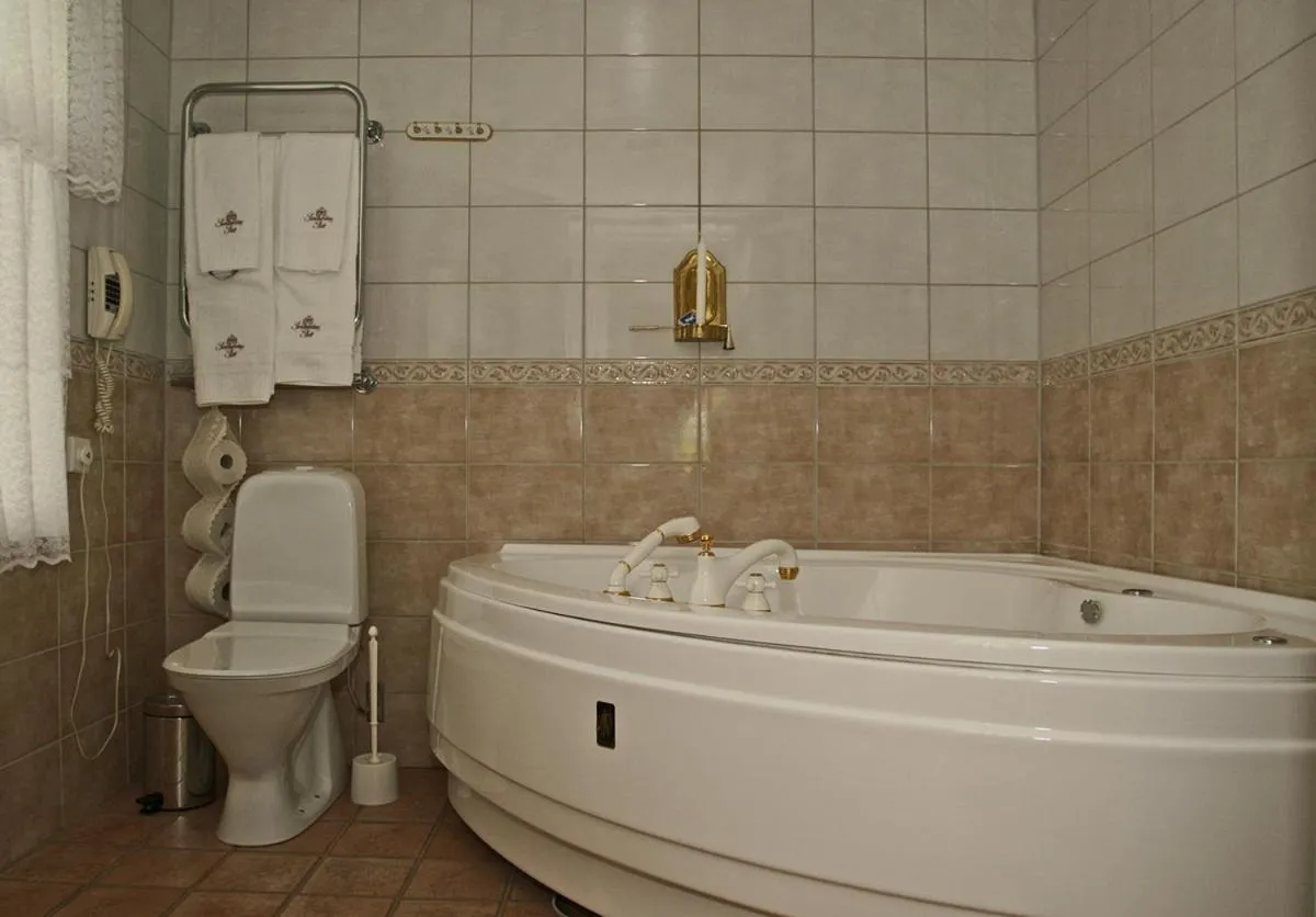 Bathroom in Sundbyholms Slott