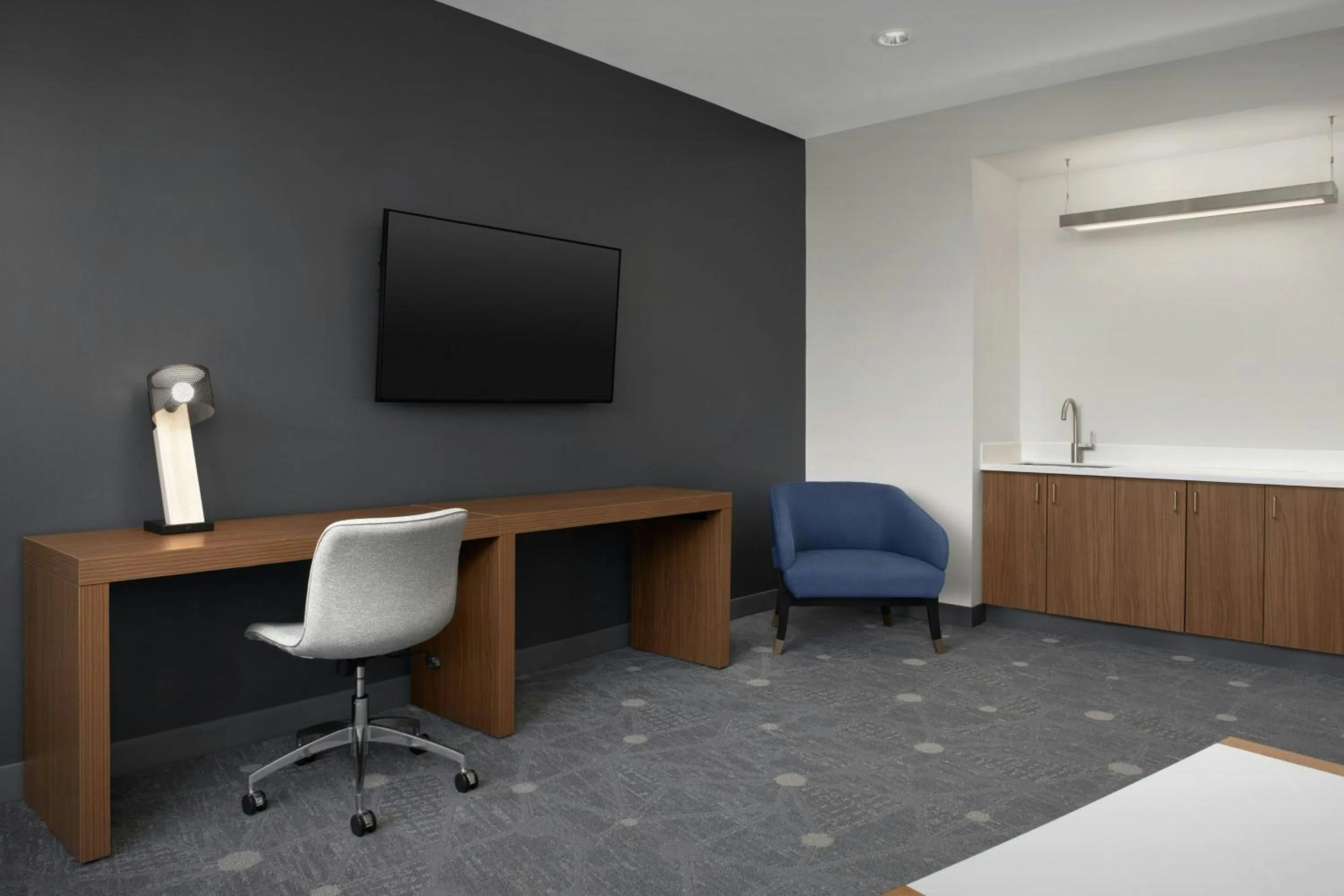 Bedroom in Aloft Hillsboro-Beaverton