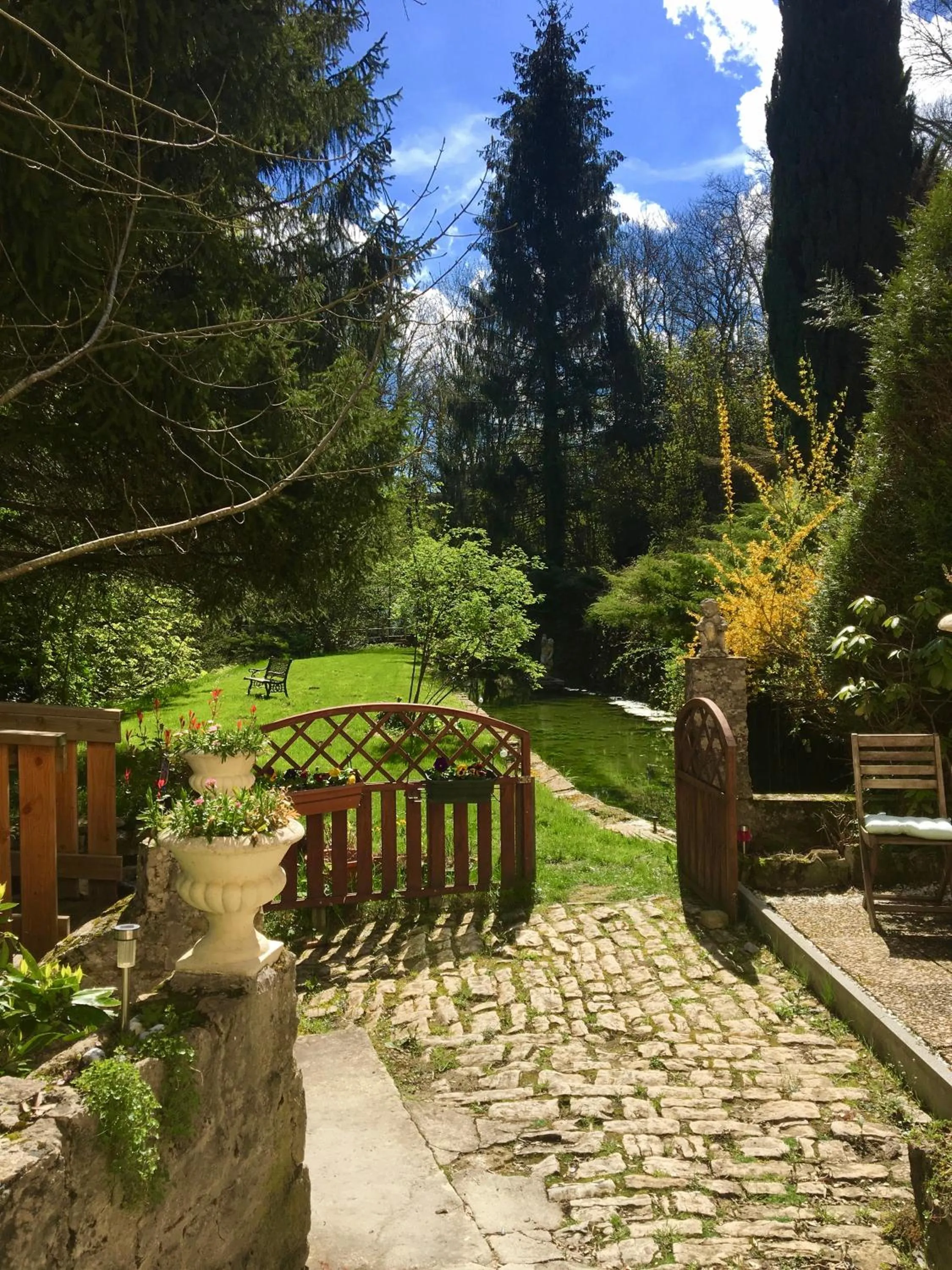 Garden in Domaine Du Moulin Vallée Heureuse